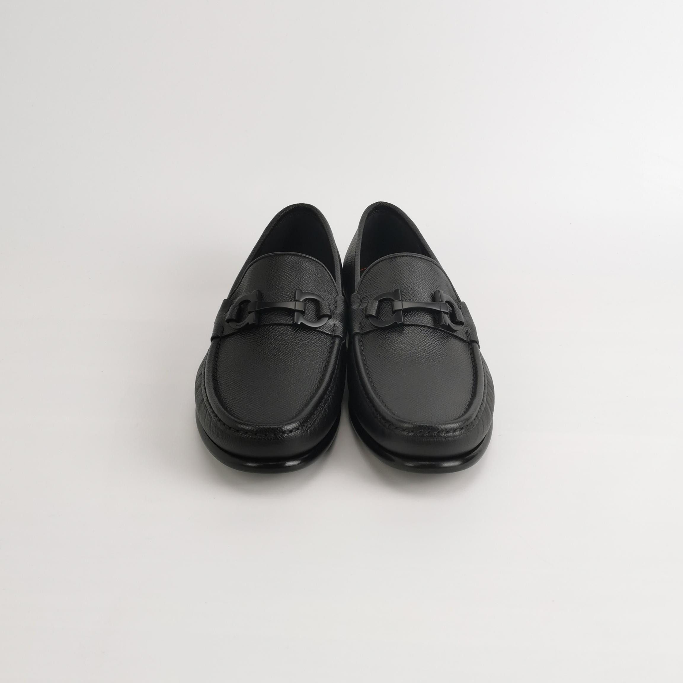 Salvatore Ferragamo Salvatore Ferragamo Crown Gancini Loafers Size 41 Size US 8 / EU 41 - 4 Thumbnail