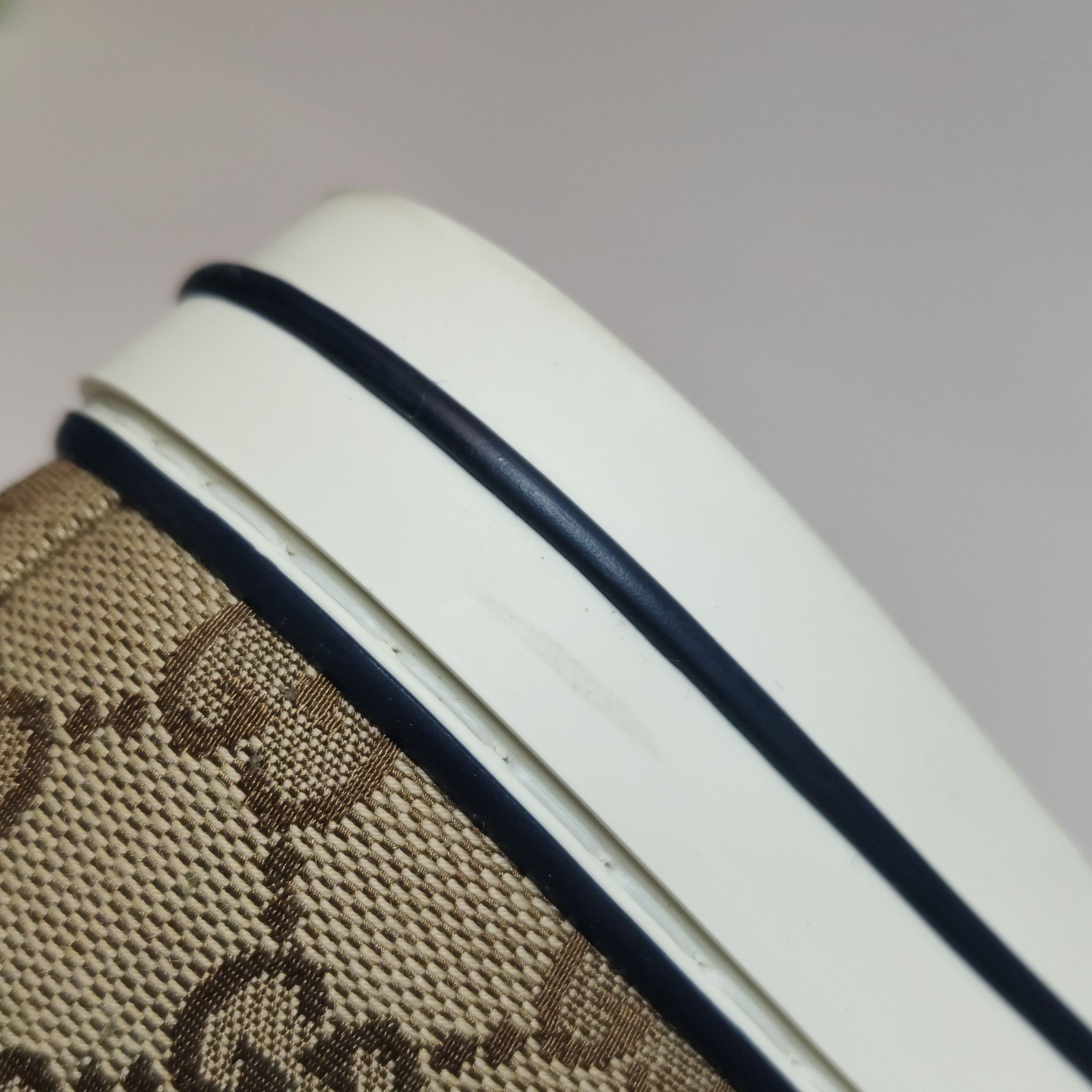 Gucci Gucci Tennis 1977 GG Supreme Sneakers EU 42.5 Size US 9 / EU 42 - 9 Thumbnail