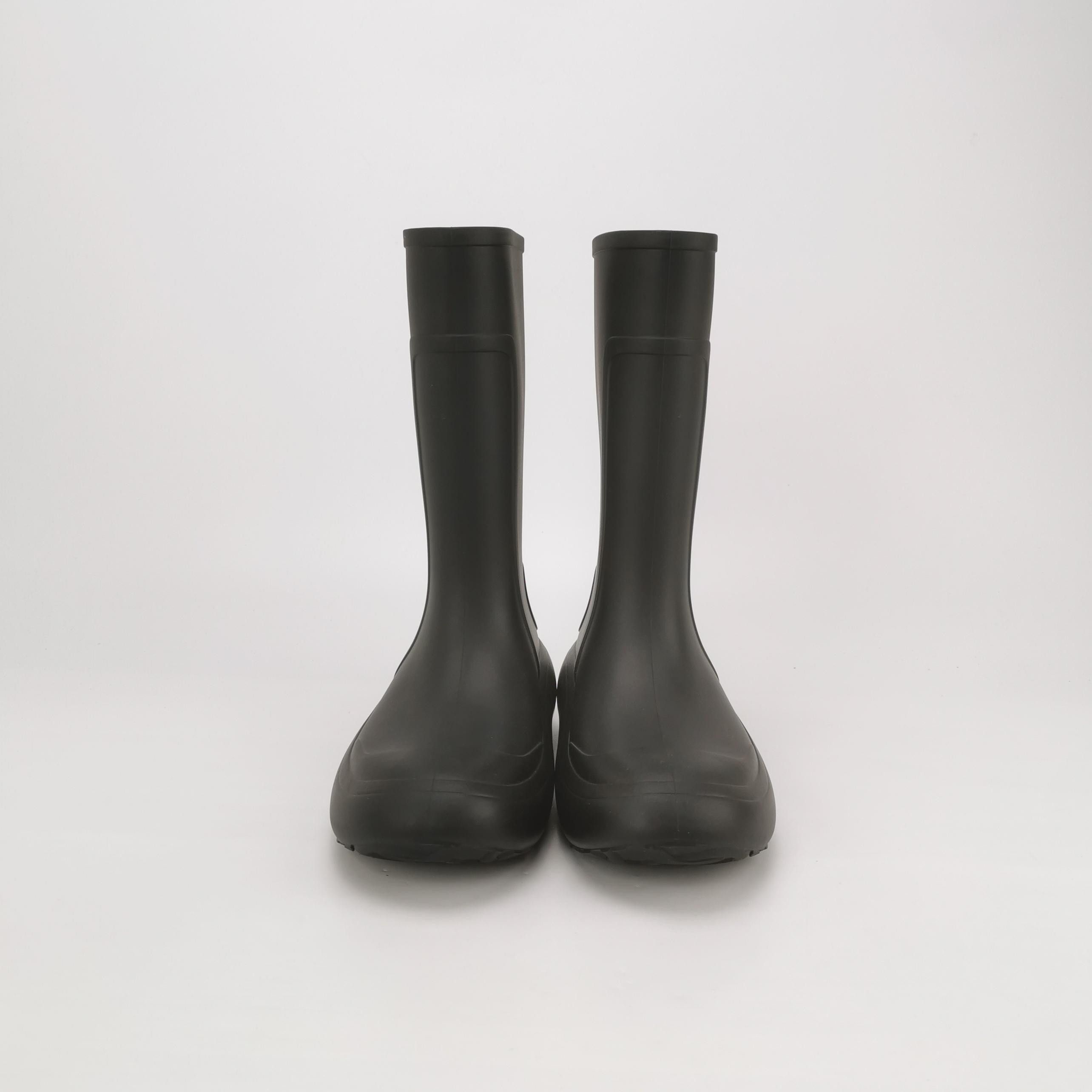 Salvatore Ferragamo Salvatore Ferragamo Logo PVC Rain Boots US 9 Size US 9 / EU 42 - 4 Thumbnail