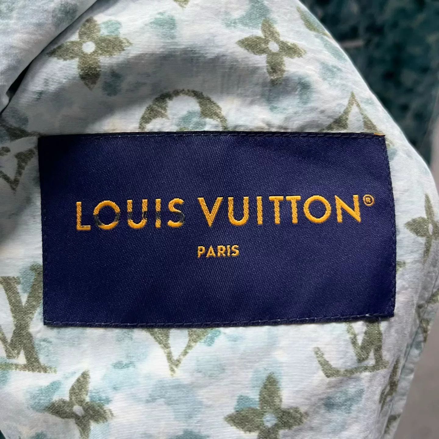 Louis Vuitton Louis Vuitton Retro Blue Light Jacket m Men Size US M / EU 48-50 / 2 - 5 Thumbnail