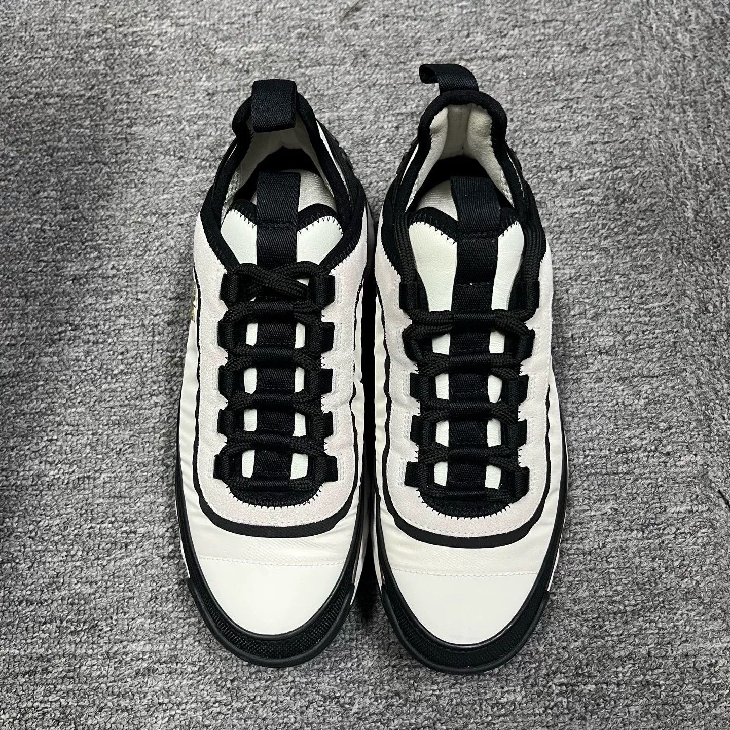 Chanel Chanel Casual Lowtop Sneakers us_5 Women Size US 5 / IT 35 - 2 Thumbnail