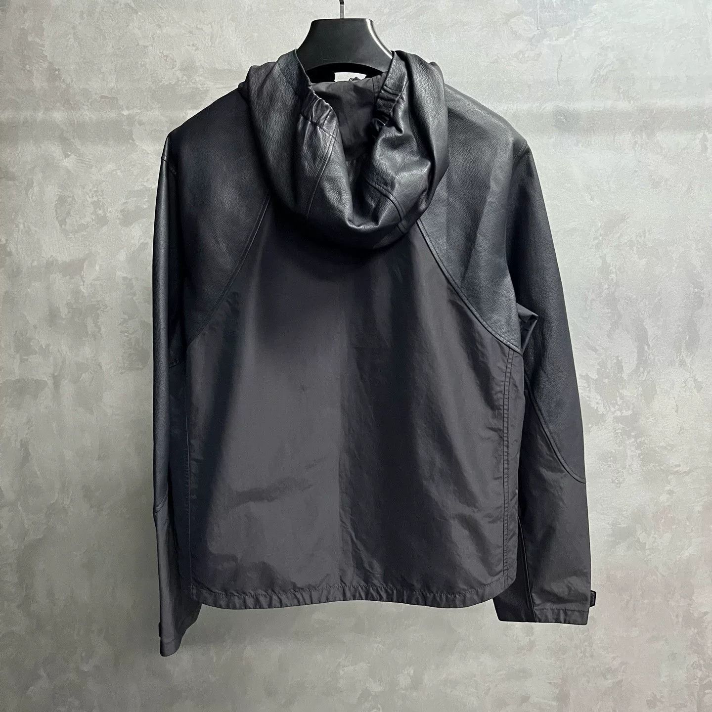 Louis Vuitton Louis Vuitton Leather Black Light Jacket xs Men Size US XS / EU 42 / 0 - 2 Thumbnail