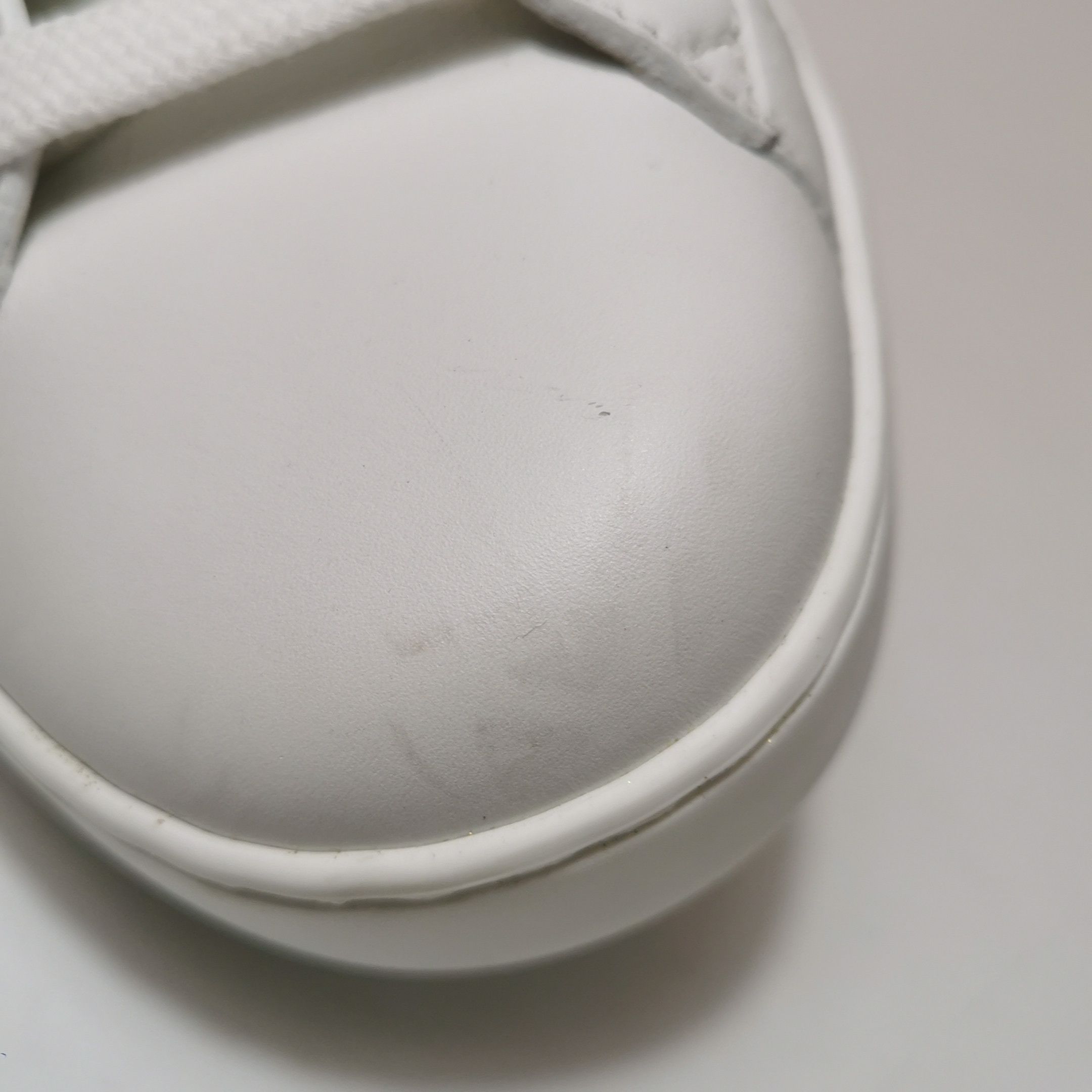 Gucci Gucci GUCCY Print Ace Sneakers 40.5 Size US 7 / EU 40 - 8 Thumbnail