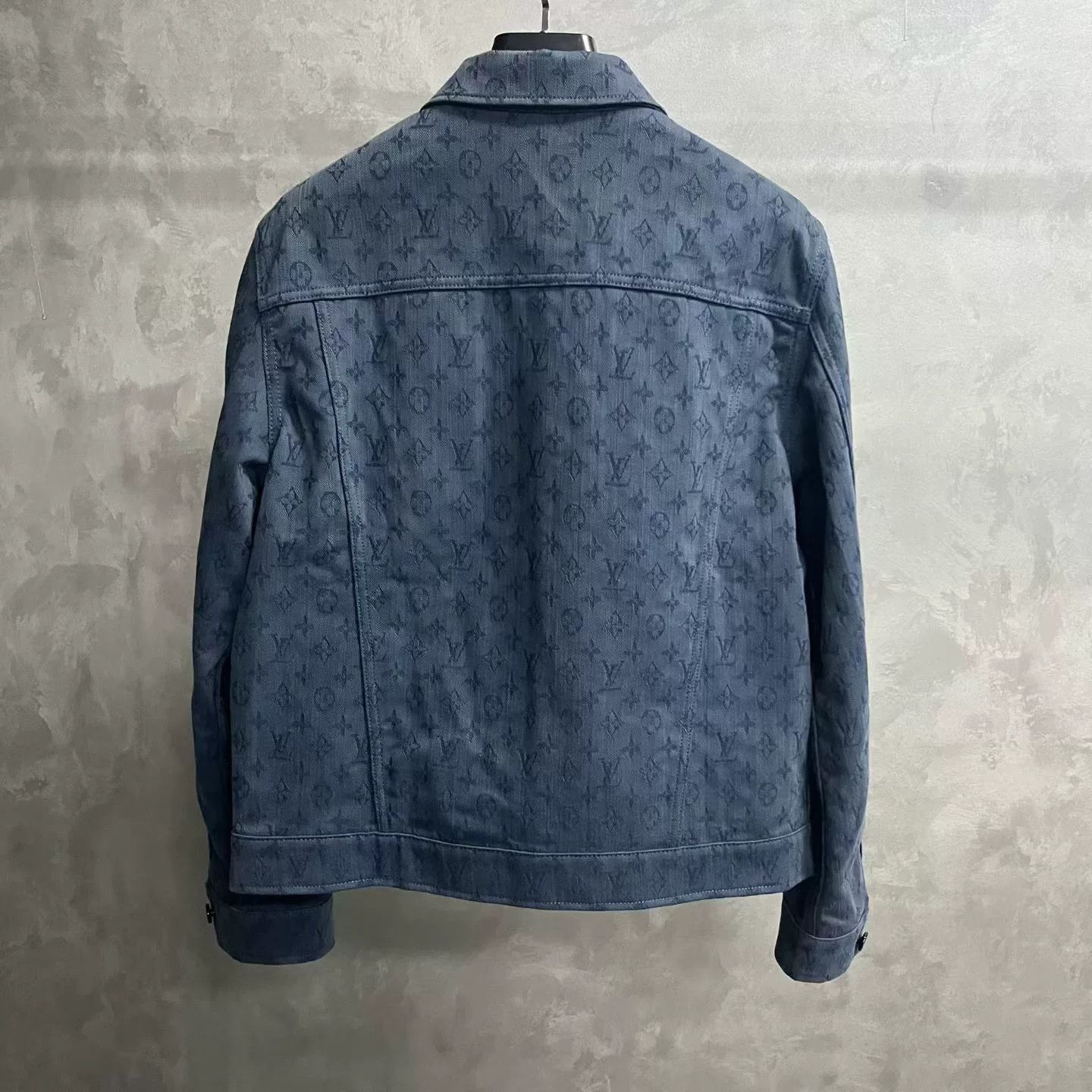 Louis Vuitton Louis Vuitton Casual Blue Light Jacket xs Men Size US XS / EU 42 / 0 - 2 Thumbnail