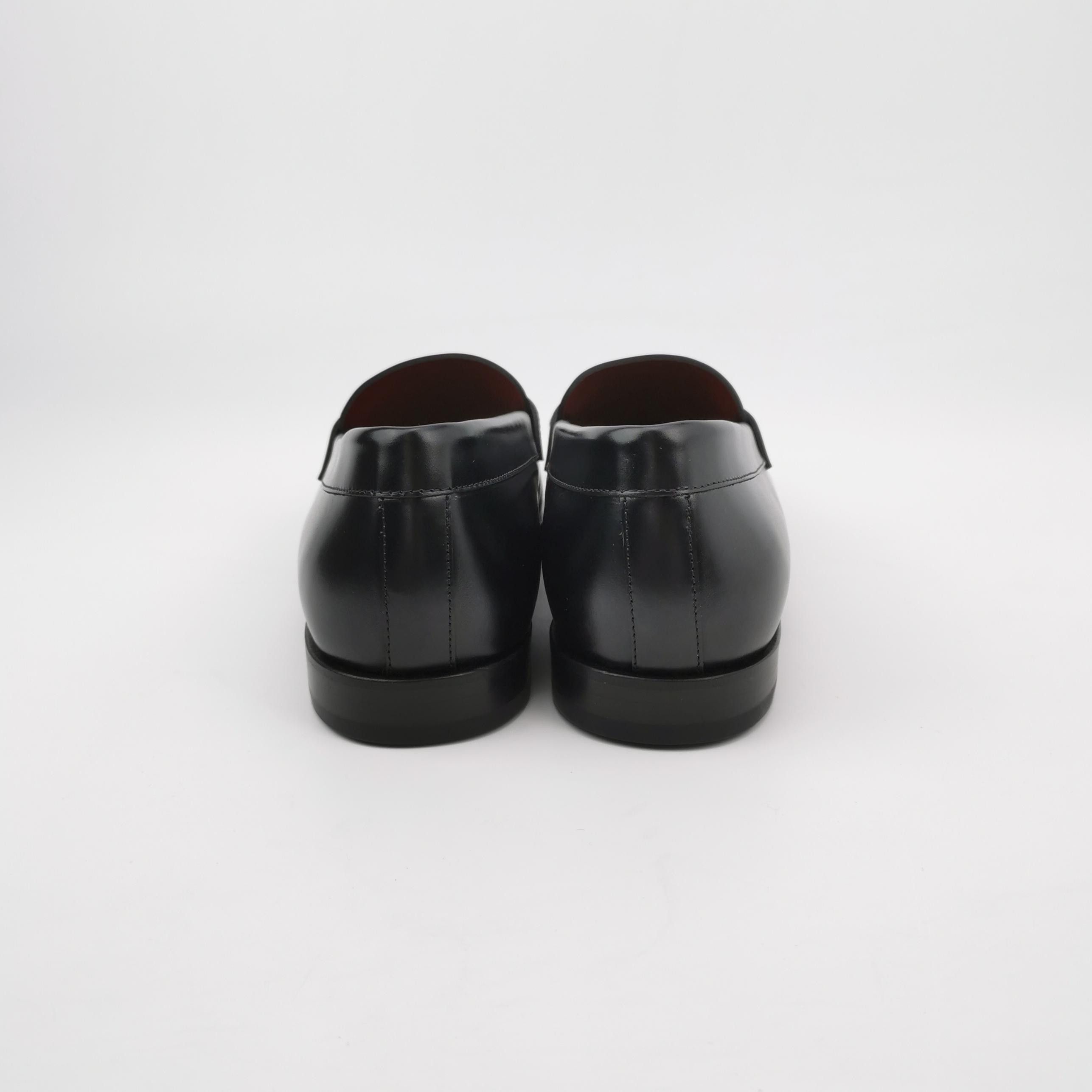 Valentino Valentino V-Logo Leather Loafers Size 42.5 Size US 9 / EU 42 - 5 Thumbnail