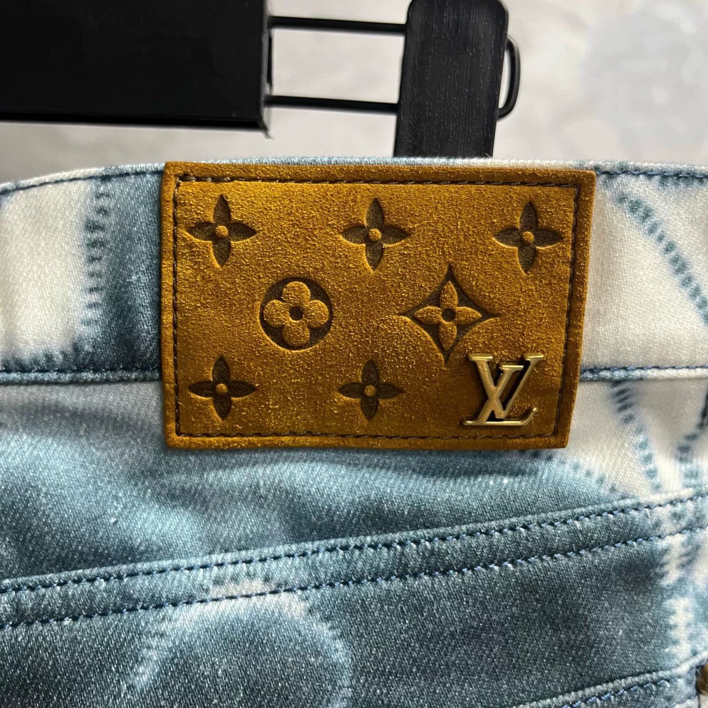 Louis Vuitton Louis Vuitton Casual Printed Blue Denim Jeans 28 Men Size US 28 / EU 44 - 6 Thumbnail