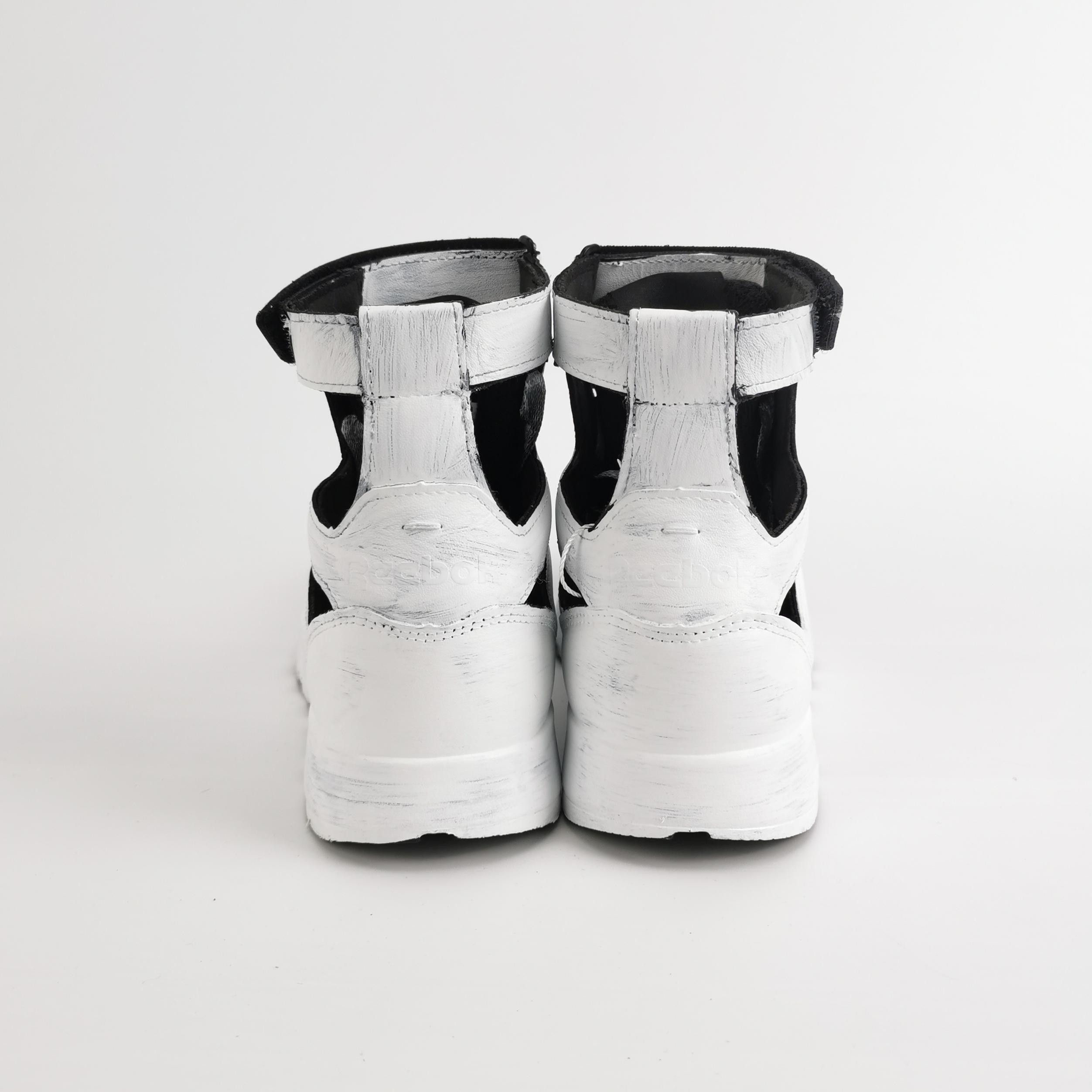 Maison Margiela Maison Margiela x Reebok Tabi Cut-Out High-Top Sneakers US 9 Size US 9 / EU 42 - 5 Thumbnail