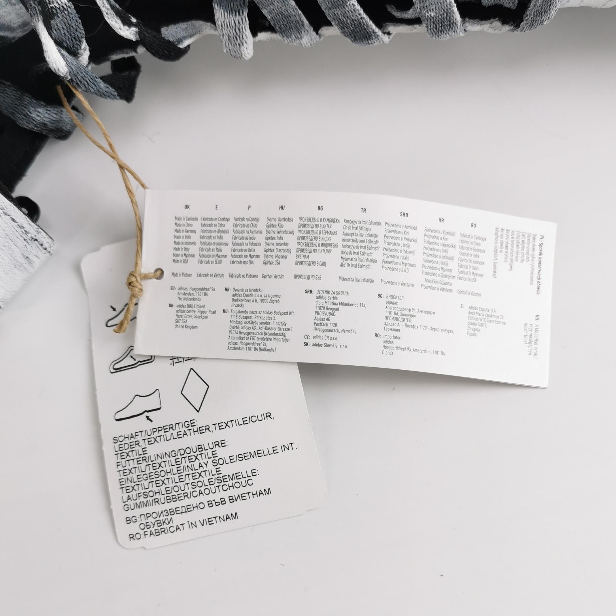Maison Margiela Maison Margiela x Reebok Tabi Cut-Out High-Top Sneakers US 9 Size US 9 / EU 42 - 8 Thumbnail