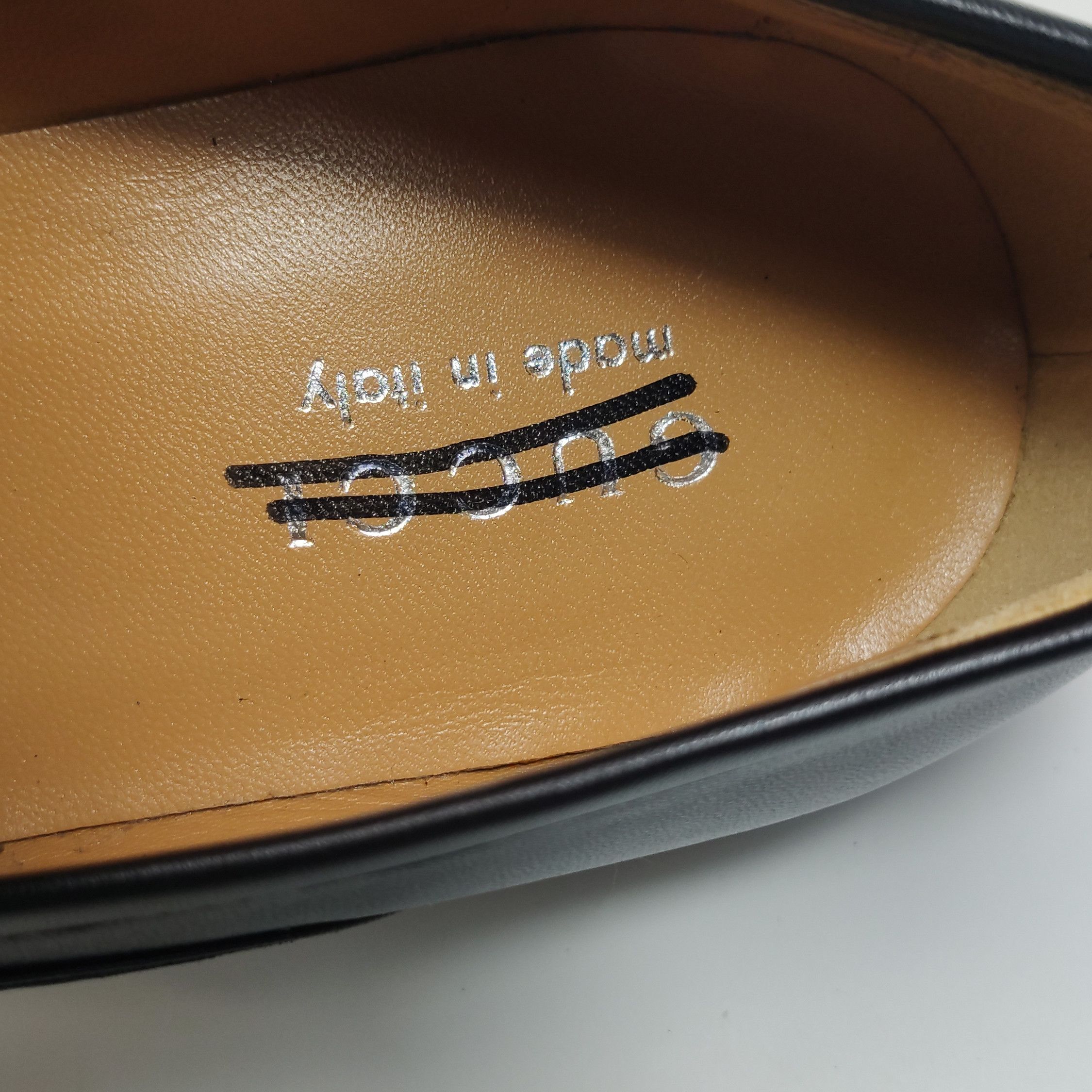 Gucci Gucci Interlocking G Chain Loafers Size 6.5 Size US 7 / EU 40 - 14 Thumbnail