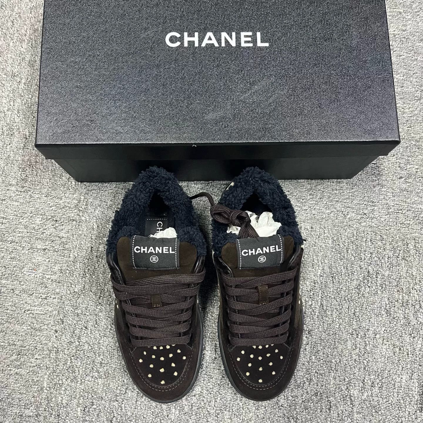 Chanel Chanel Leather Gray Lowtop Sneakers us_5-5 Women Size US 5.5 / IT 35.5 - 2 Thumbnail