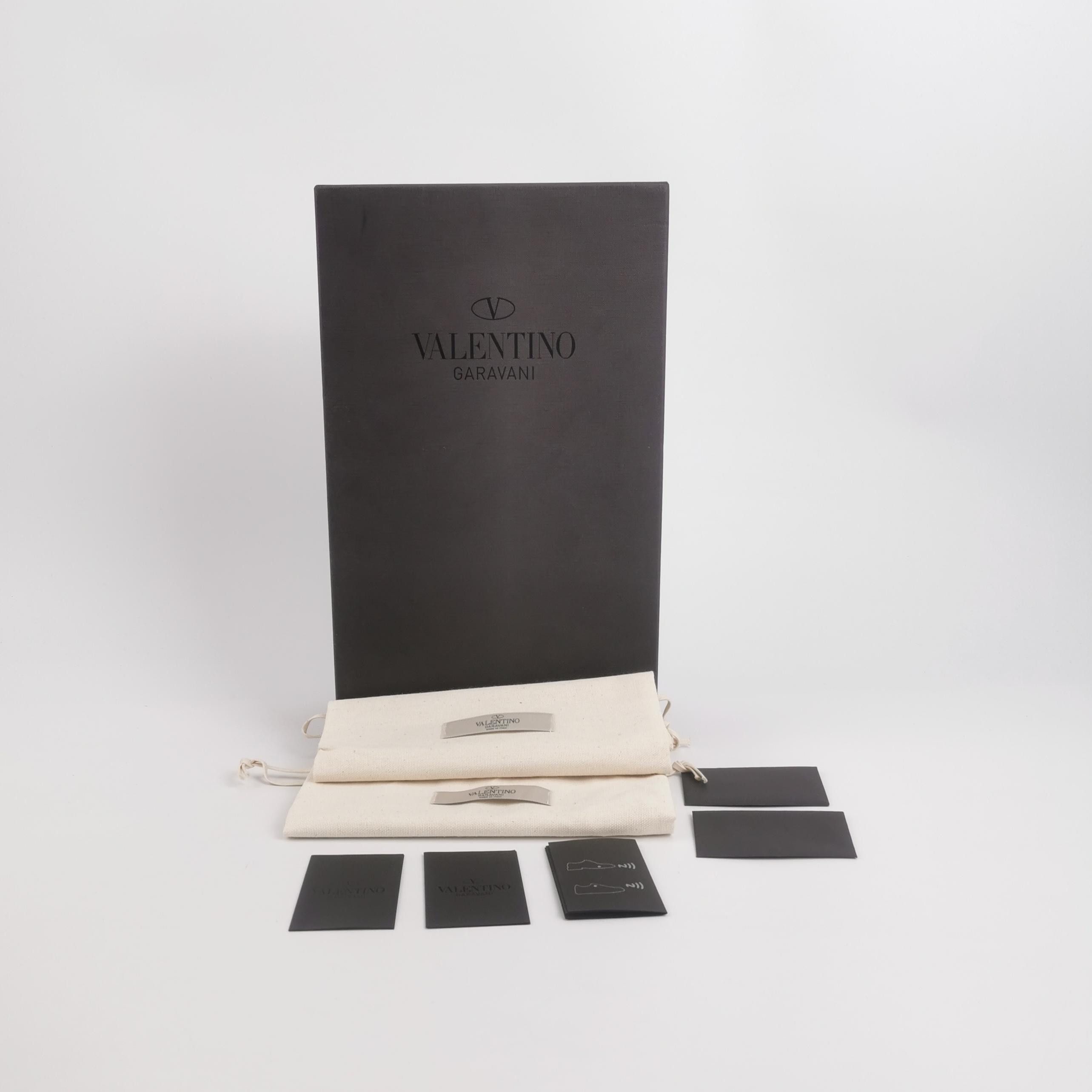 Valentino Valentino Backnet Perforated Logo Sneakers EU 43 Size US 10 / EU 43 - 7 Thumbnail