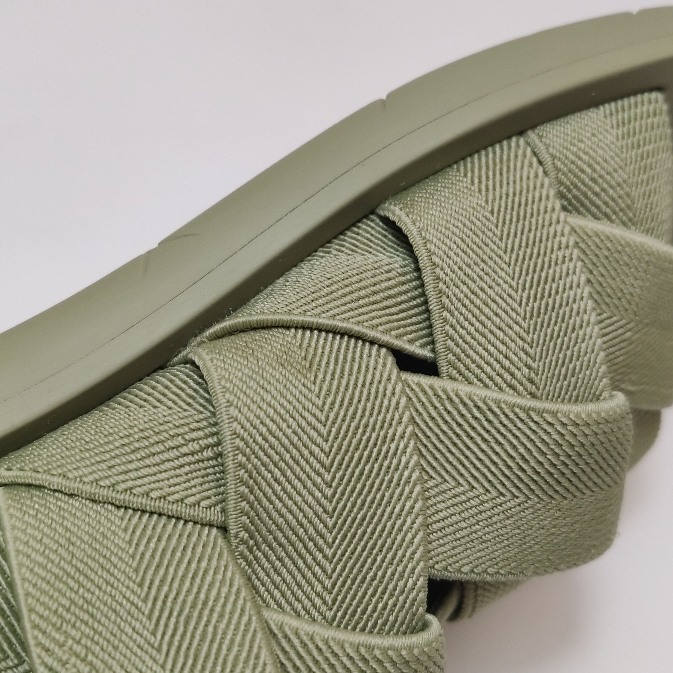 Bottega Veneta Bottega Veneta Intrecciato Woven Plat Slides 39 Size US 6 / EU 39 - 8 Thumbnail