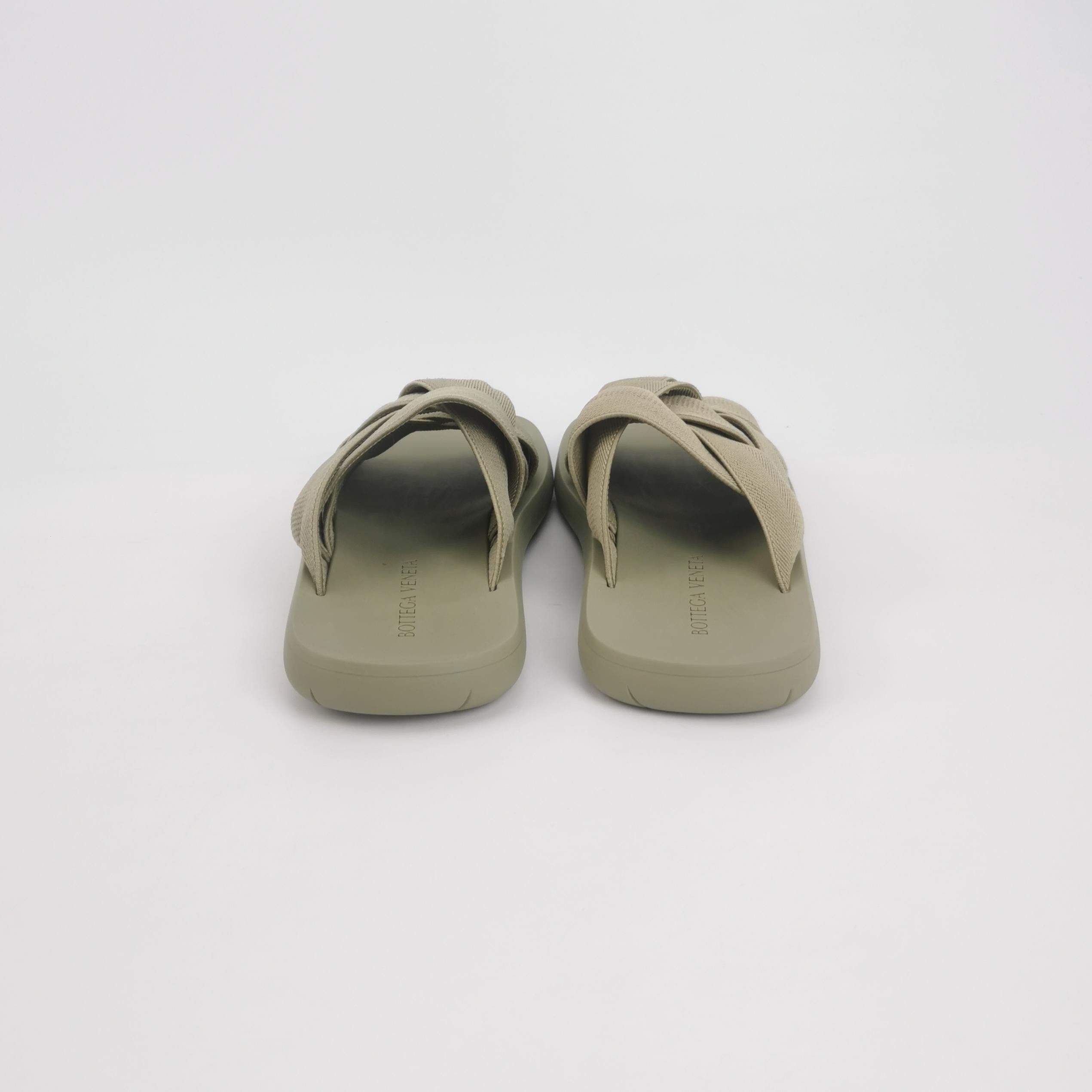 Bottega Veneta Bottega Veneta Intrecciato Woven Plat Slides 39 Size US 6 / EU 39 - 5 Thumbnail