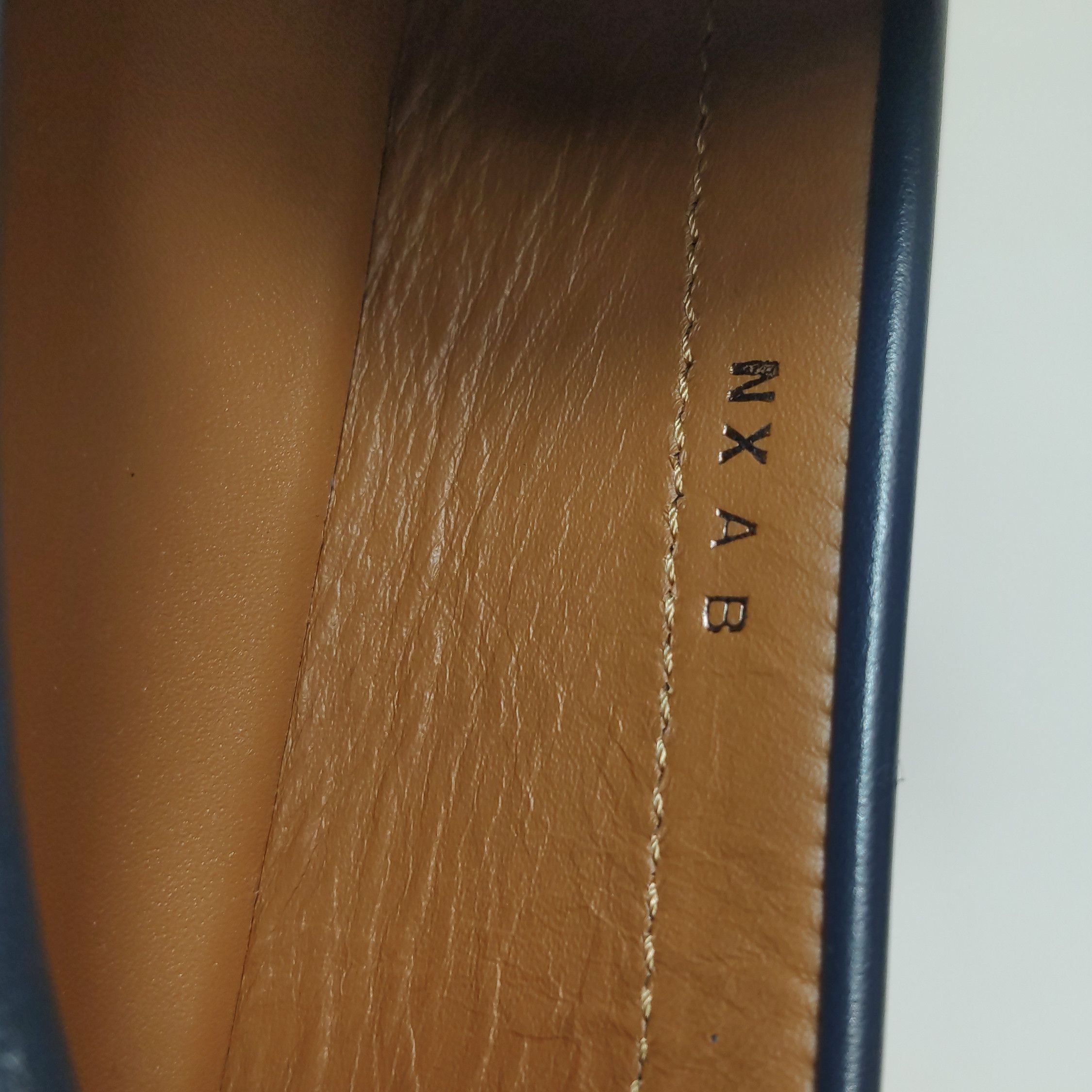 Bally Bally Striped Leather Loafers EU 40 Size US 7 / EU 40 - 11 Thumbnail