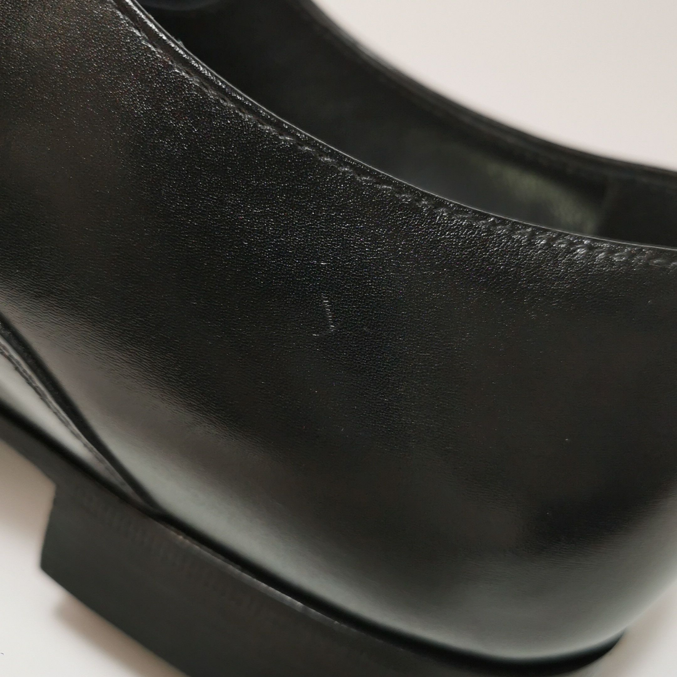 Prada Prada Cap-Toe Leather Oxford Shoes 41 Size US 8 / EU 41 - 12 Thumbnail