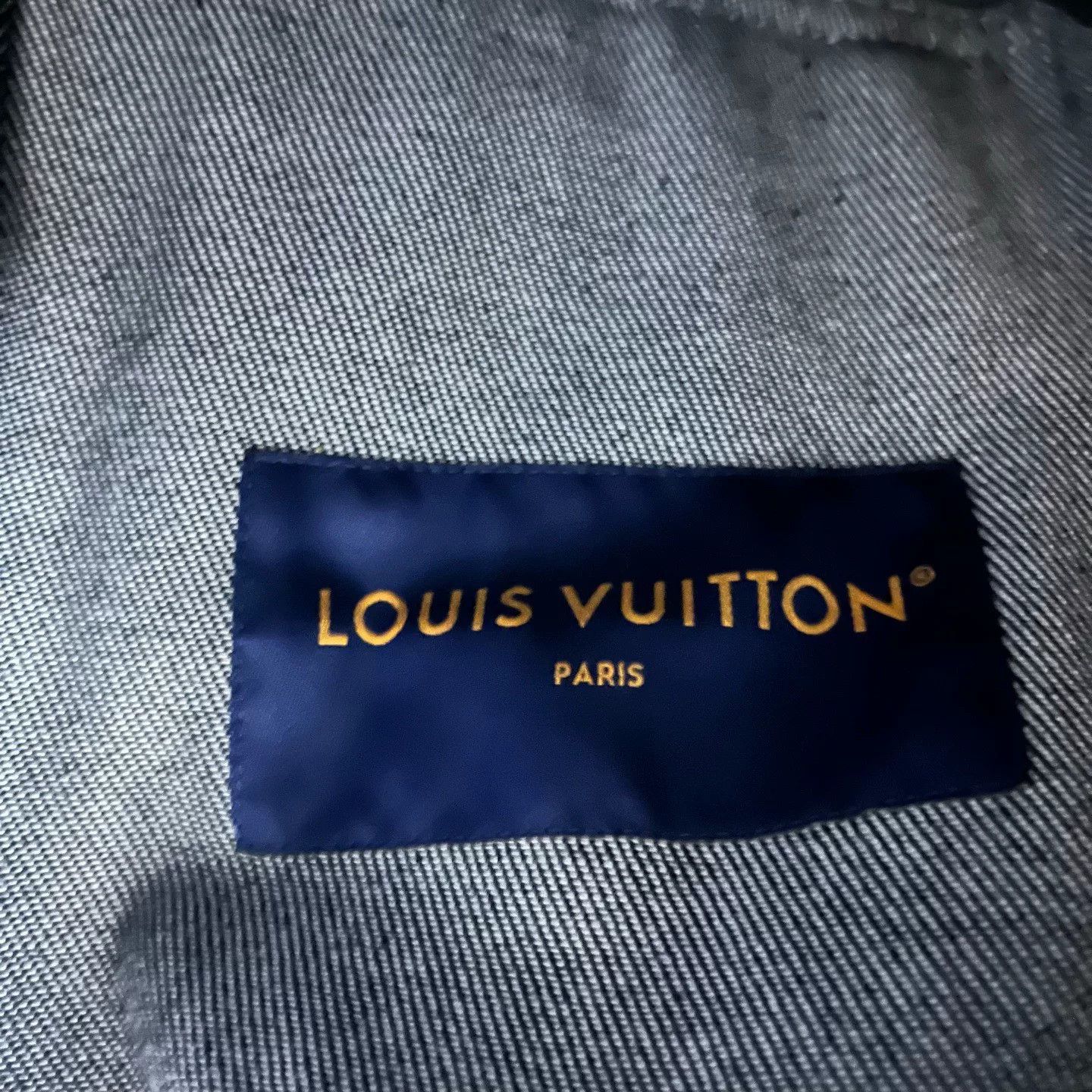 Louis Vuitton Louis Vuitton Retro Black Light Jacket s Men Size US S / EU 44-46 / 1 - 5 Thumbnail