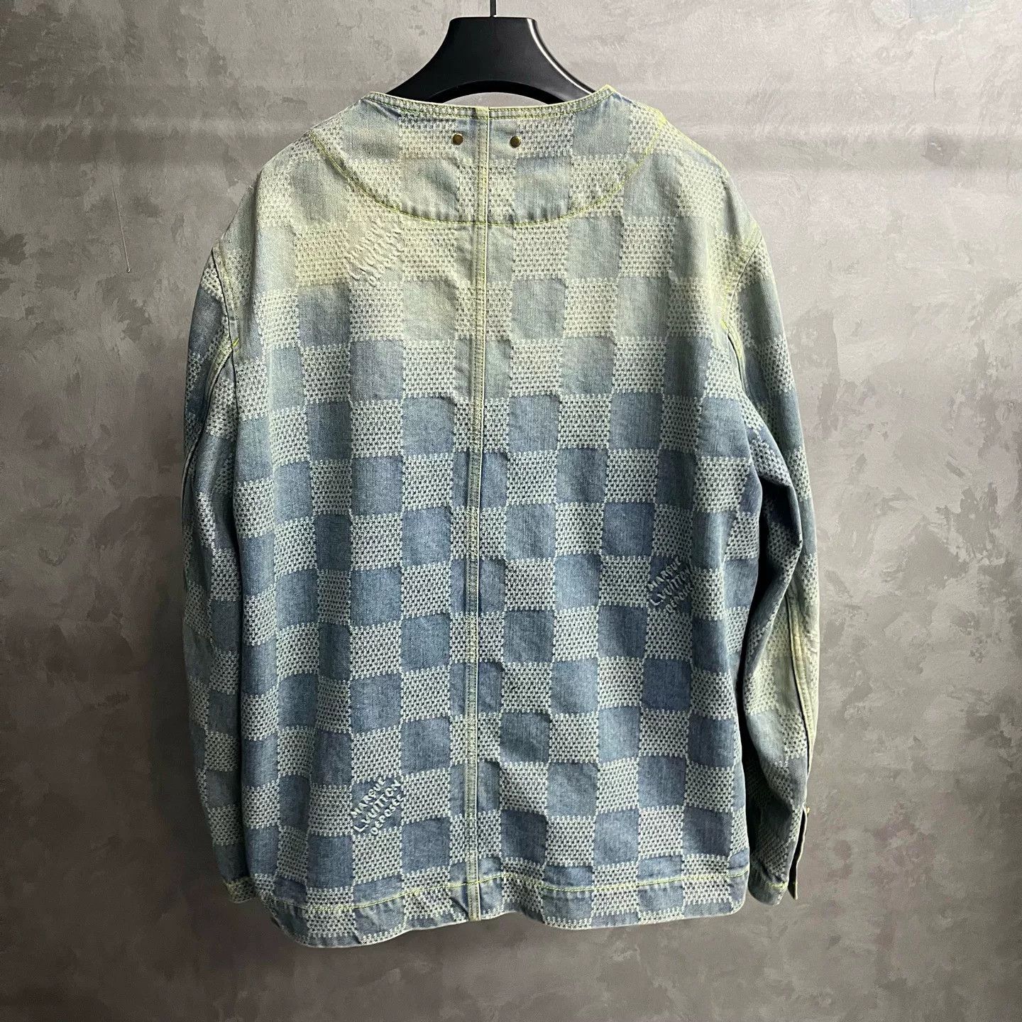 Louis Vuitton Louis Vuitton Plaid Blue Light Jacket m Men Size US M / EU 48-50 / 2 - 2 Thumbnail