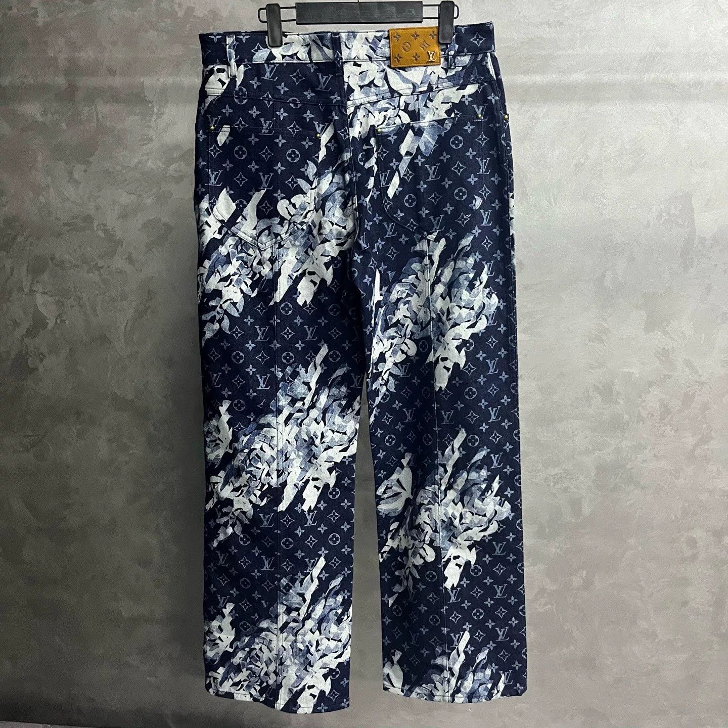 Louis Vuitton Louis Vuitton Denim Graphic Multi Denim Jeans 28 Men Size US 28 / EU 44 - 2 Thumbnail