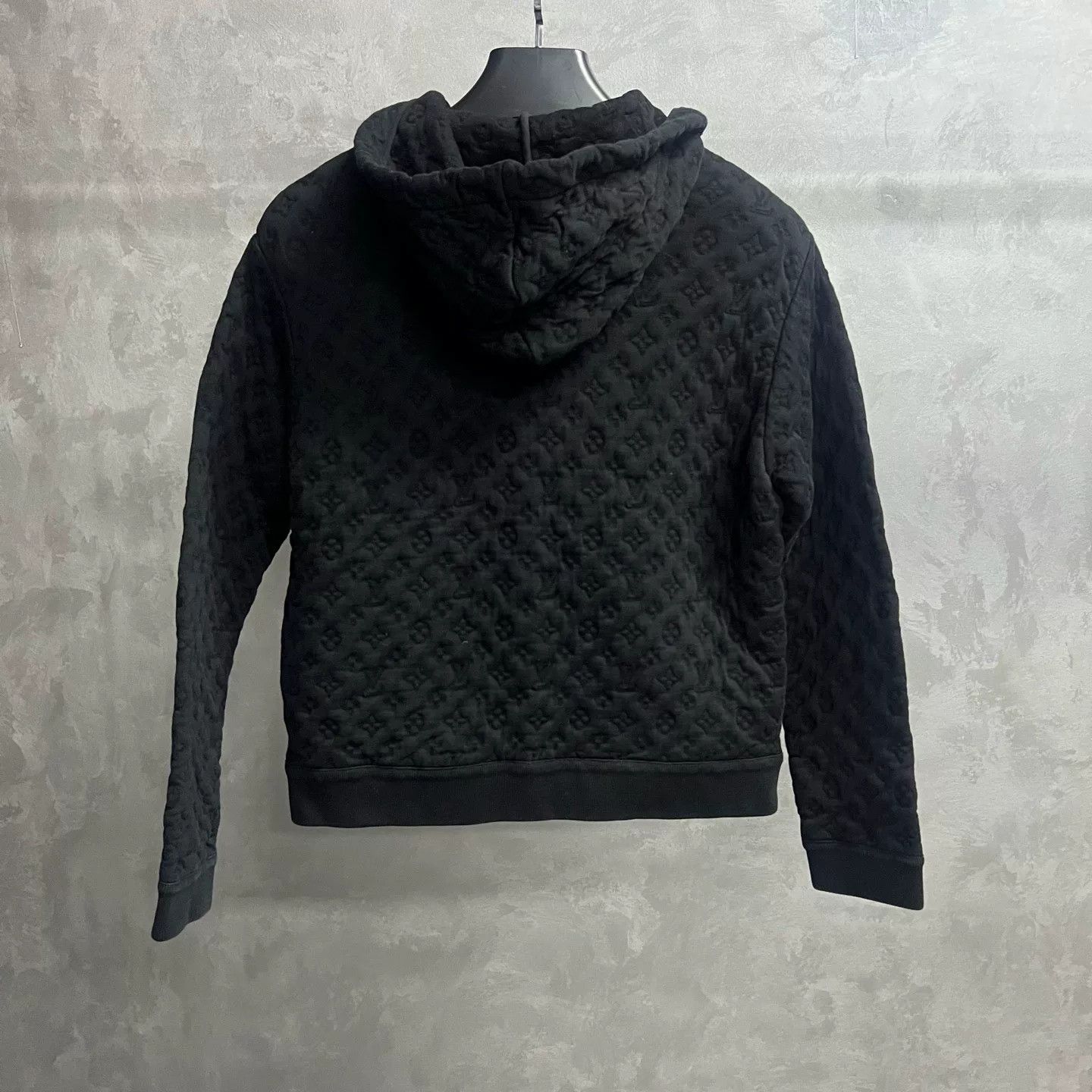 Louis Vuitton Louis Vuitton Printed Black Hoodie s Men Size US S / EU 44-46 / 1 - 2 Thumbnail