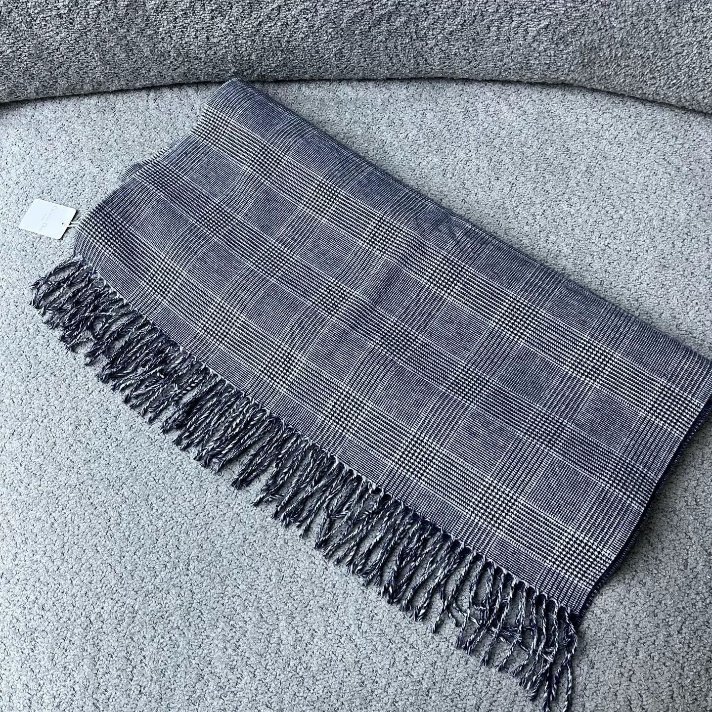 Dior Dior Wool Graphic Gray Scarf one size Men Size ONE SIZE - 2 Thumbnail