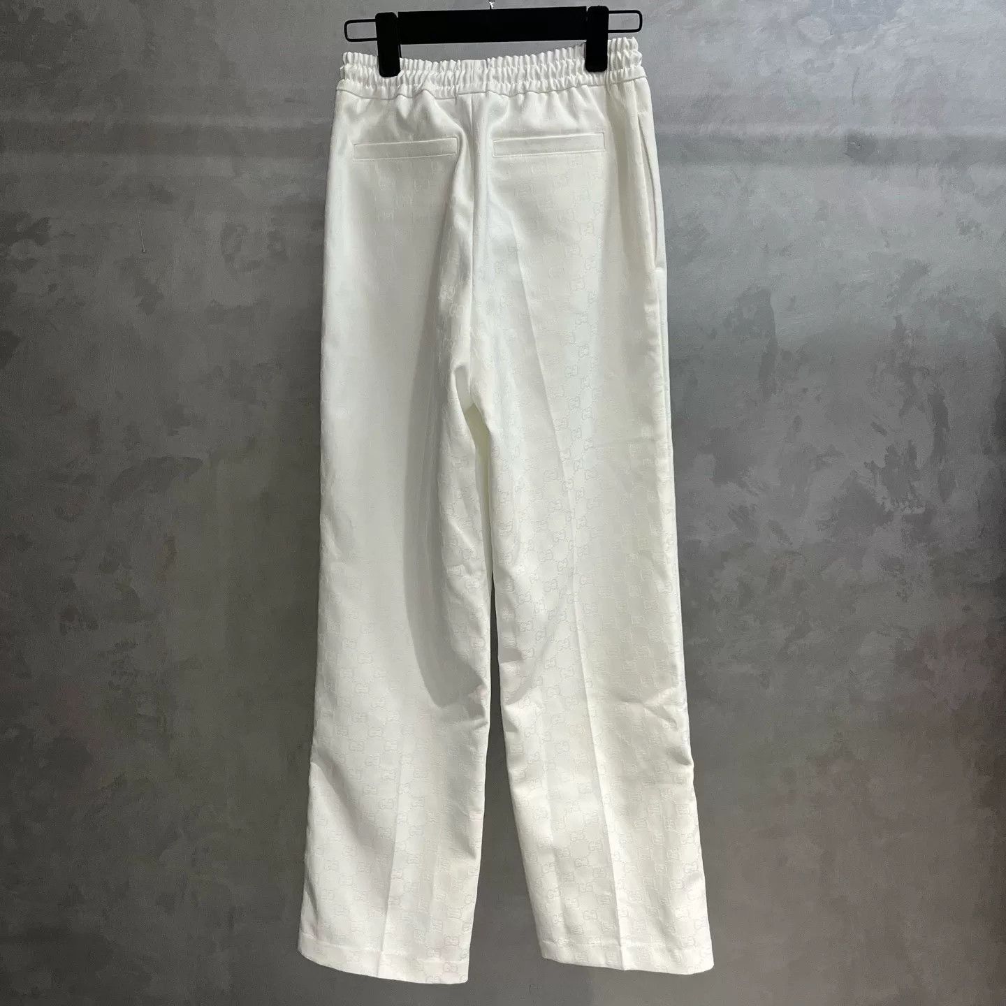 Gucci Gucci Casual White Pants us_2 Women Size 26" / US 2 / IT 38 - 2 Thumbnail