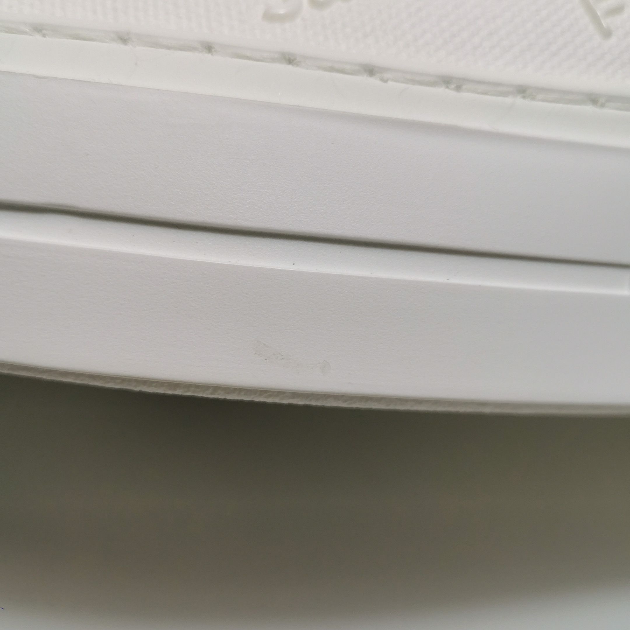 Salvatore Ferragamo Salvatore Ferragamo White Canvas Logo Sneakers 41 Size US 8 / EU 41 - 8 Thumbnail