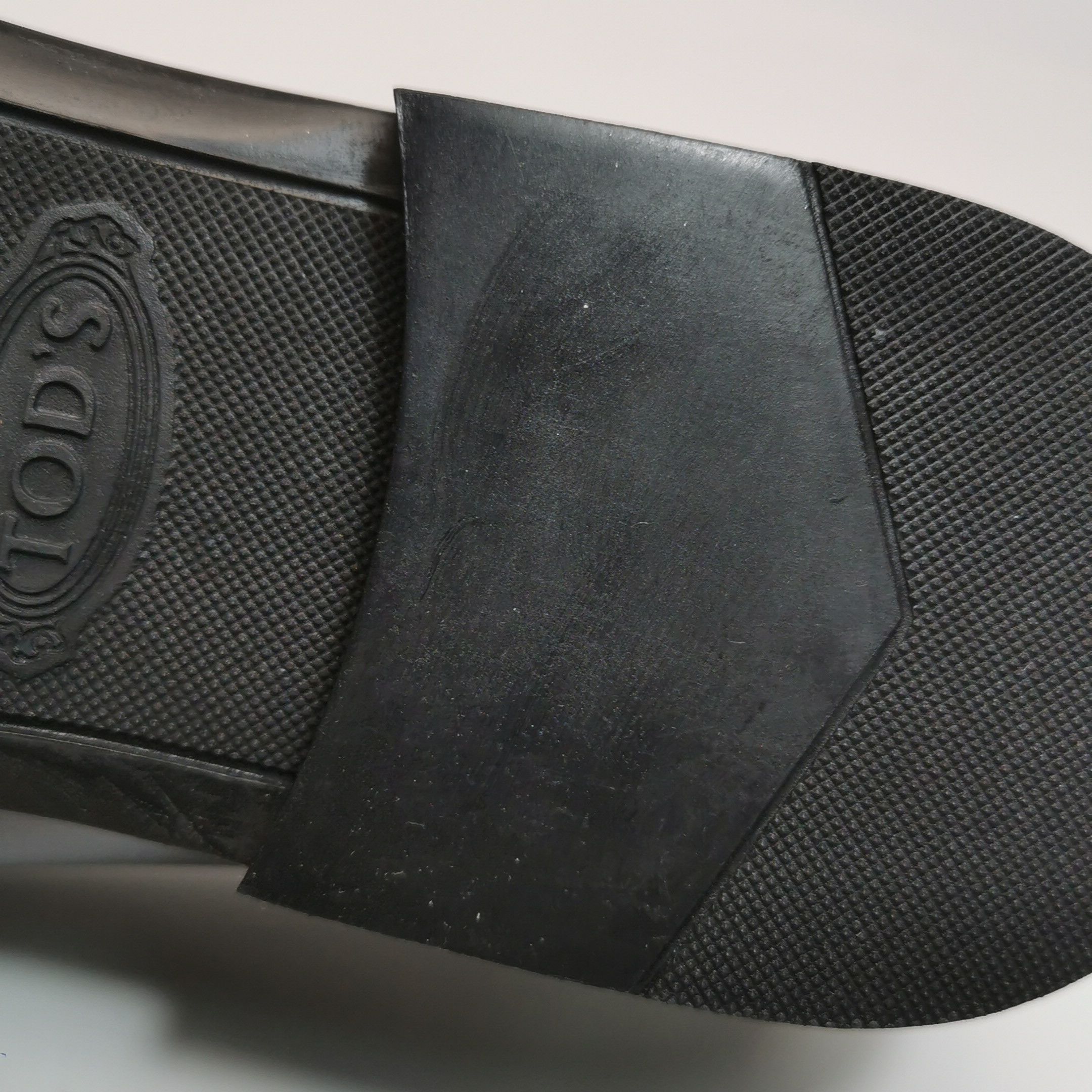 Tod's Tod's Timeless T Leather Loafers 38.5 Size US 5.5 / EU 38 - 9 Thumbnail