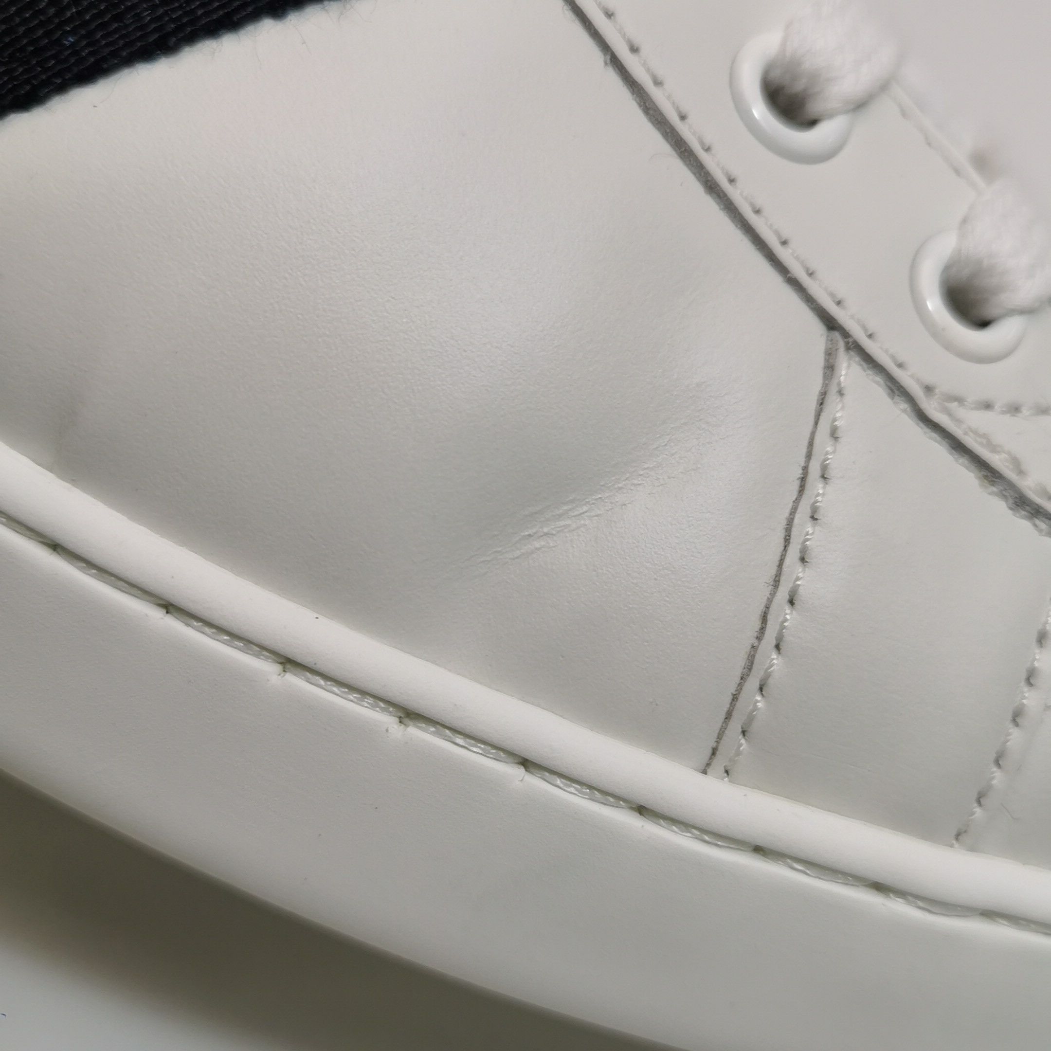 Gucci Gucci Fur-Trimmed Bee Ace Sneakers Size 40 Size US 7 / EU 40 - 13 Thumbnail