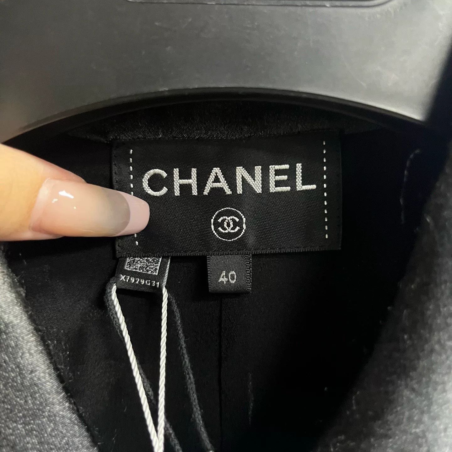 Chanel Chanel Retro Cropped Black Jacket XS Women Size XS / US 0-2 / IT 36-38 - 4 Thumbnail