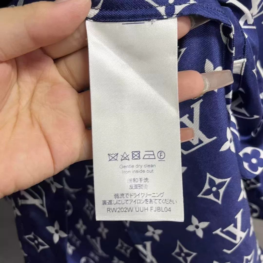 Louis Vuitton Louis Vuitton Blue Shirt xs Men Size US XS / EU 42 / 0 - 3 Thumbnail