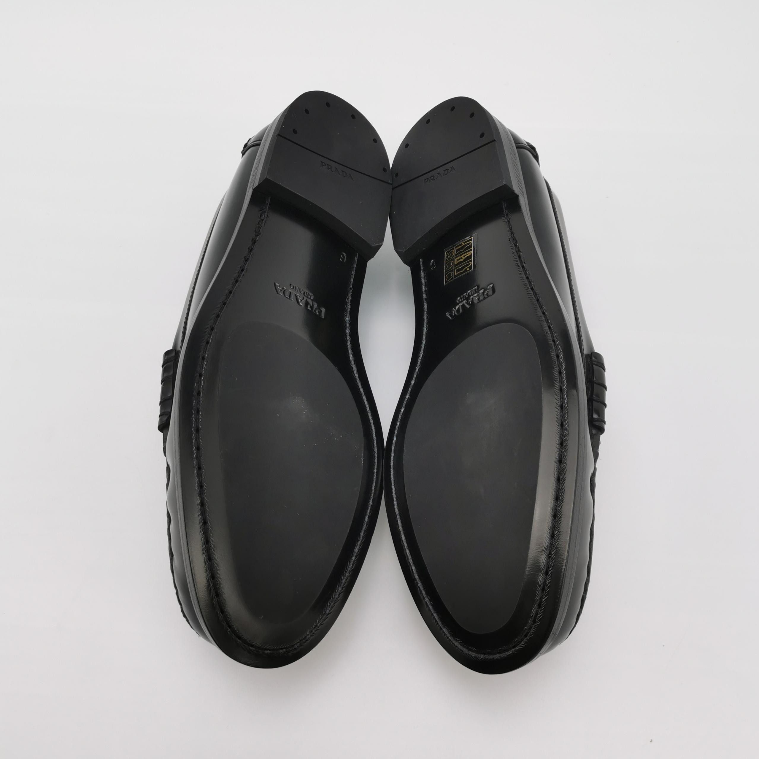 Prada Prada Black Leather Penny Loafers Size 7 Size US 7 / EU 40 - 6 Thumbnail