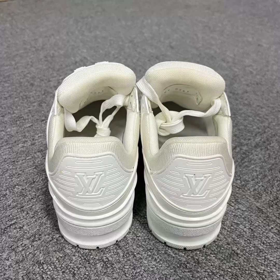 Louis Vuitton Louis Vuitton Training White Lowtop Sneakers us_5-5 Women Size US 5.5 / IT 35.5 - 2 Thumbnail