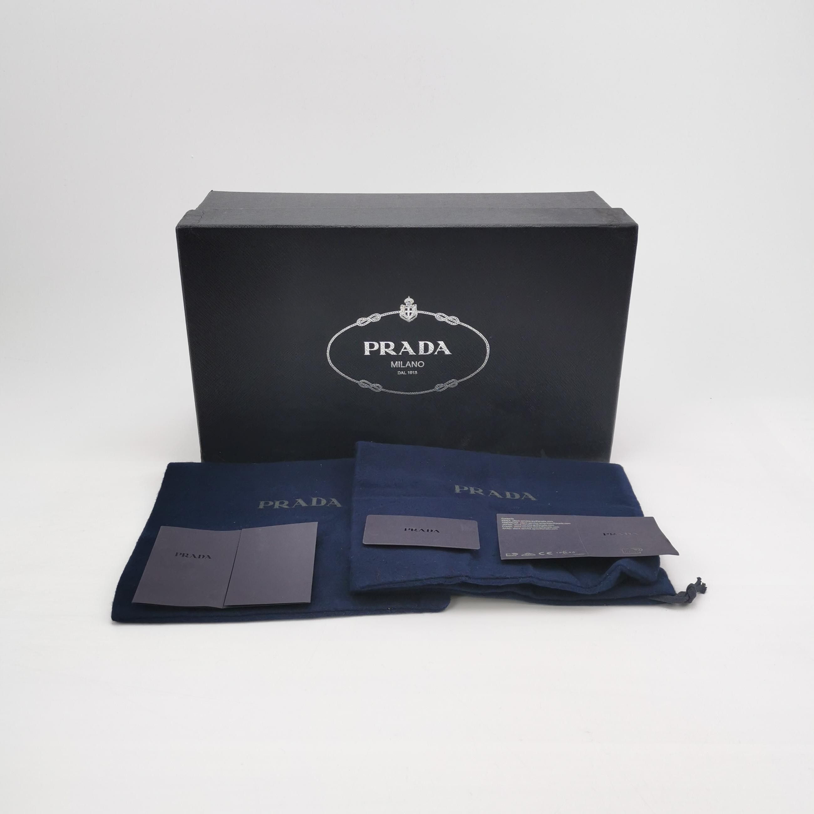Prada Prada Saffiano Triangle Logo Driving Loafers 39.5 Size US 6 / EU 39 - 7 Thumbnail