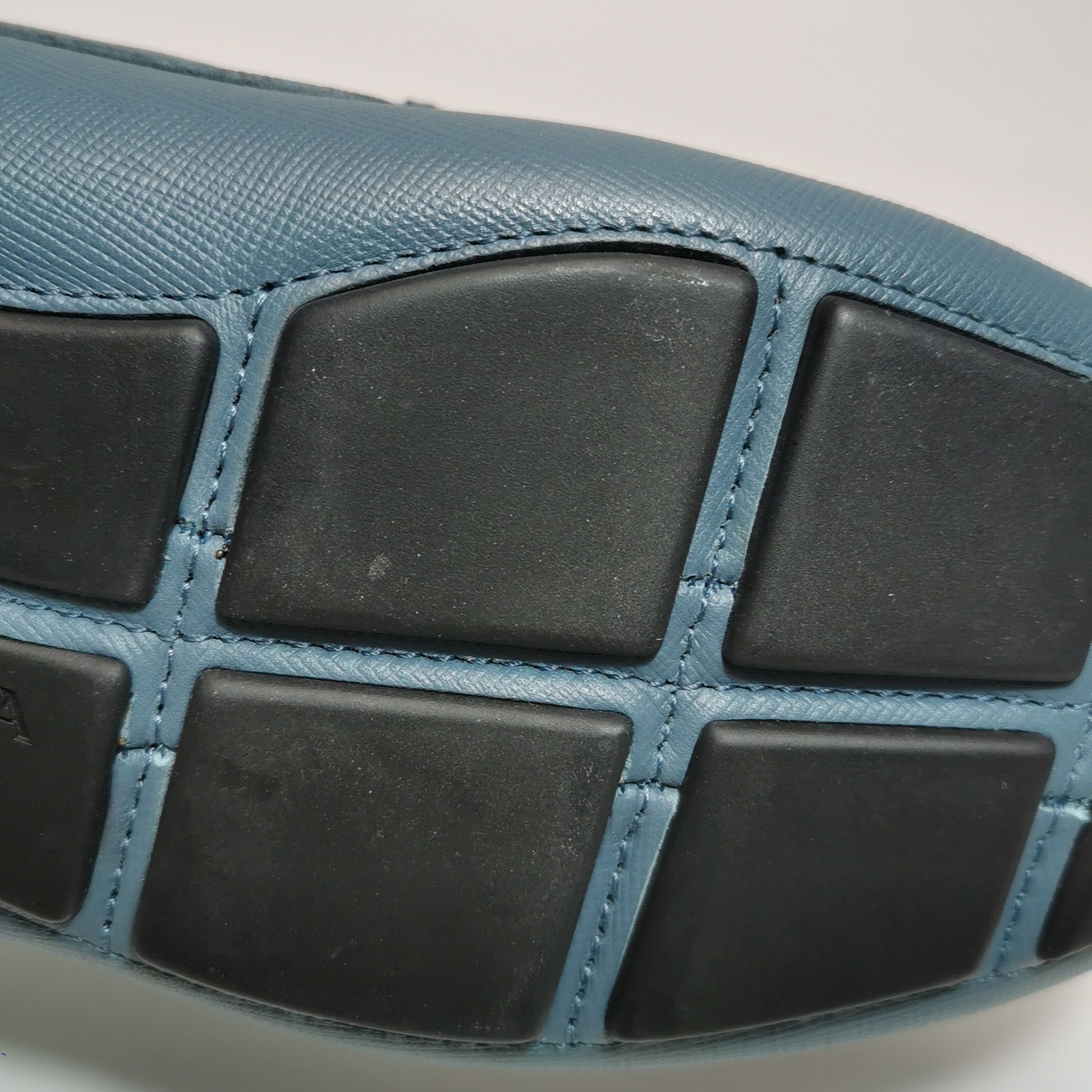 Prada Prada Saffiano Triangle Logo Driving Loafers 39.5 Size US 6 / EU 39 - 9 Thumbnail
