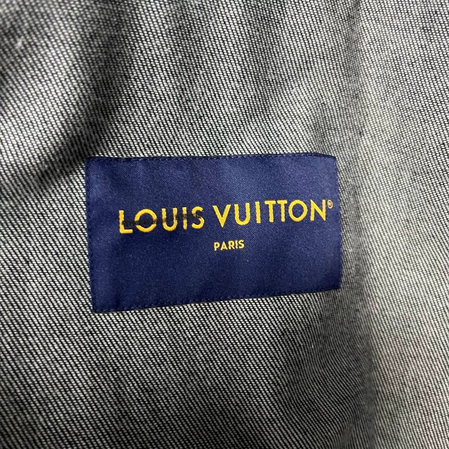 Louis Vuitton Louis Vuitton Retro Black Light Jacket xs Men Size US XS / EU 42 / 0 - 4 Thumbnail