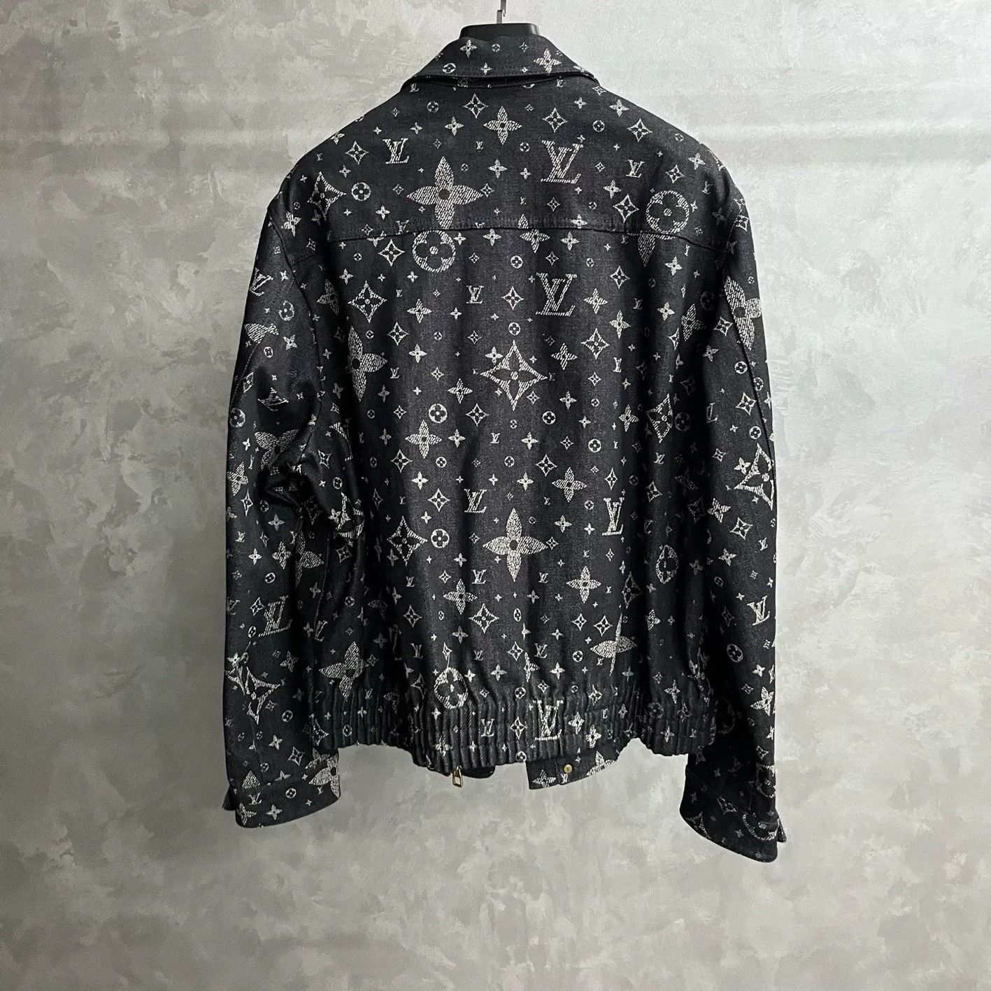 Louis Vuitton Louis Vuitton Retro Black Light Jacket xs Men Size US XS / EU 42 / 0 - 2 Thumbnail