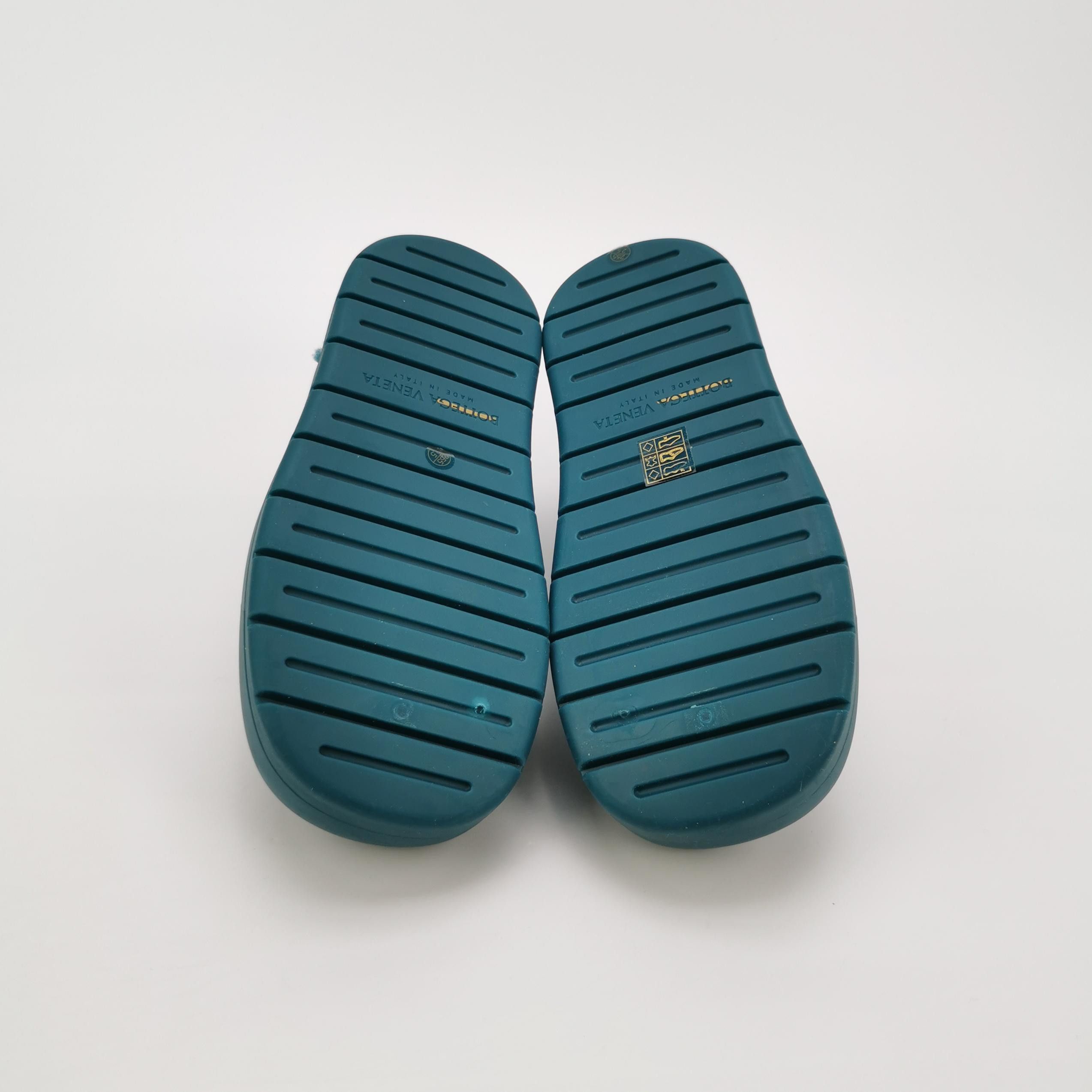 Bottega Veneta Bottega Veneta Teal Rubber Puddle Slippers Size 41 Size US 8 / EU 41 - 6 Thumbnail