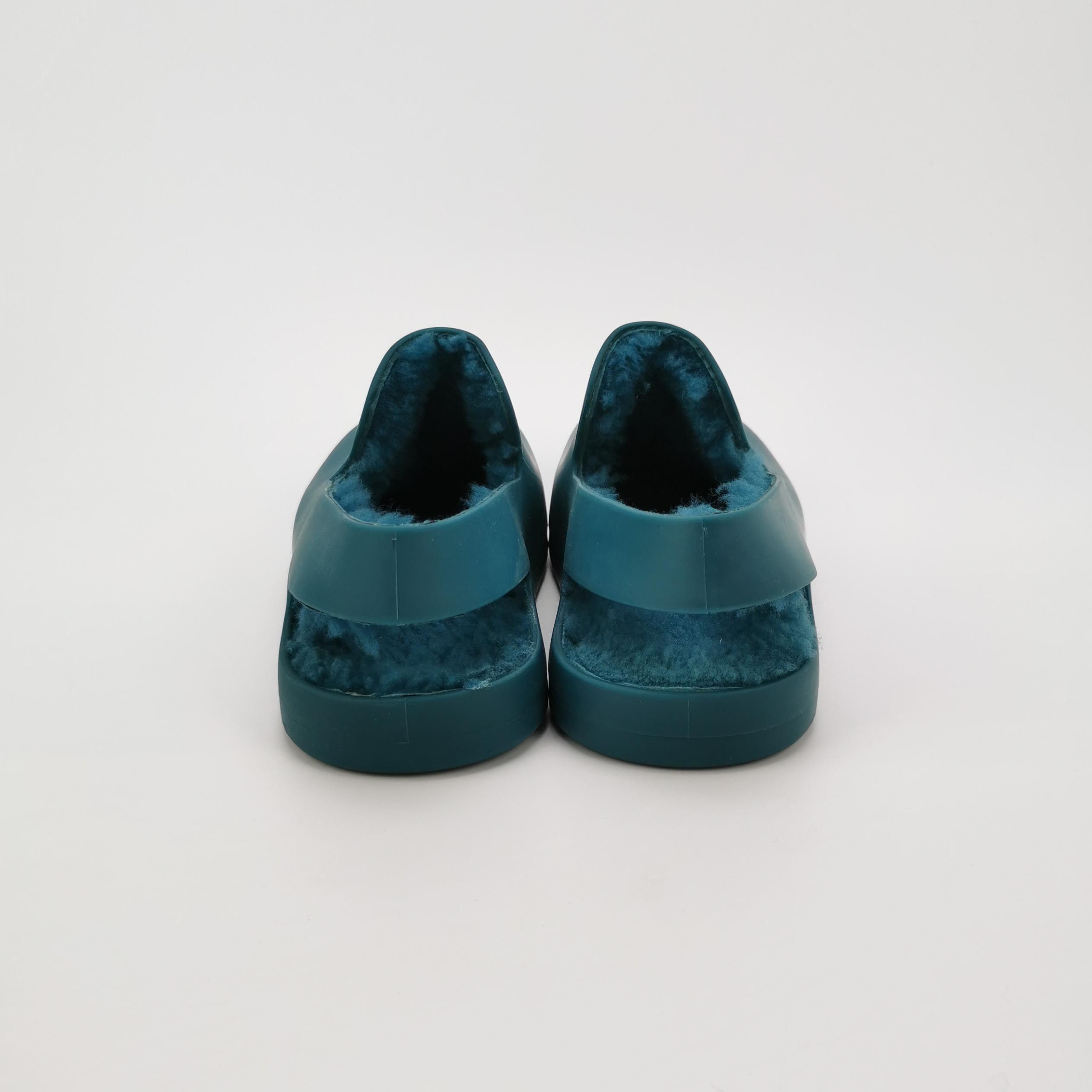 Bottega Veneta Bottega Veneta Teal Rubber Shearling Slip Ons 43 Size US 10 / EU 43 - 5 Thumbnail