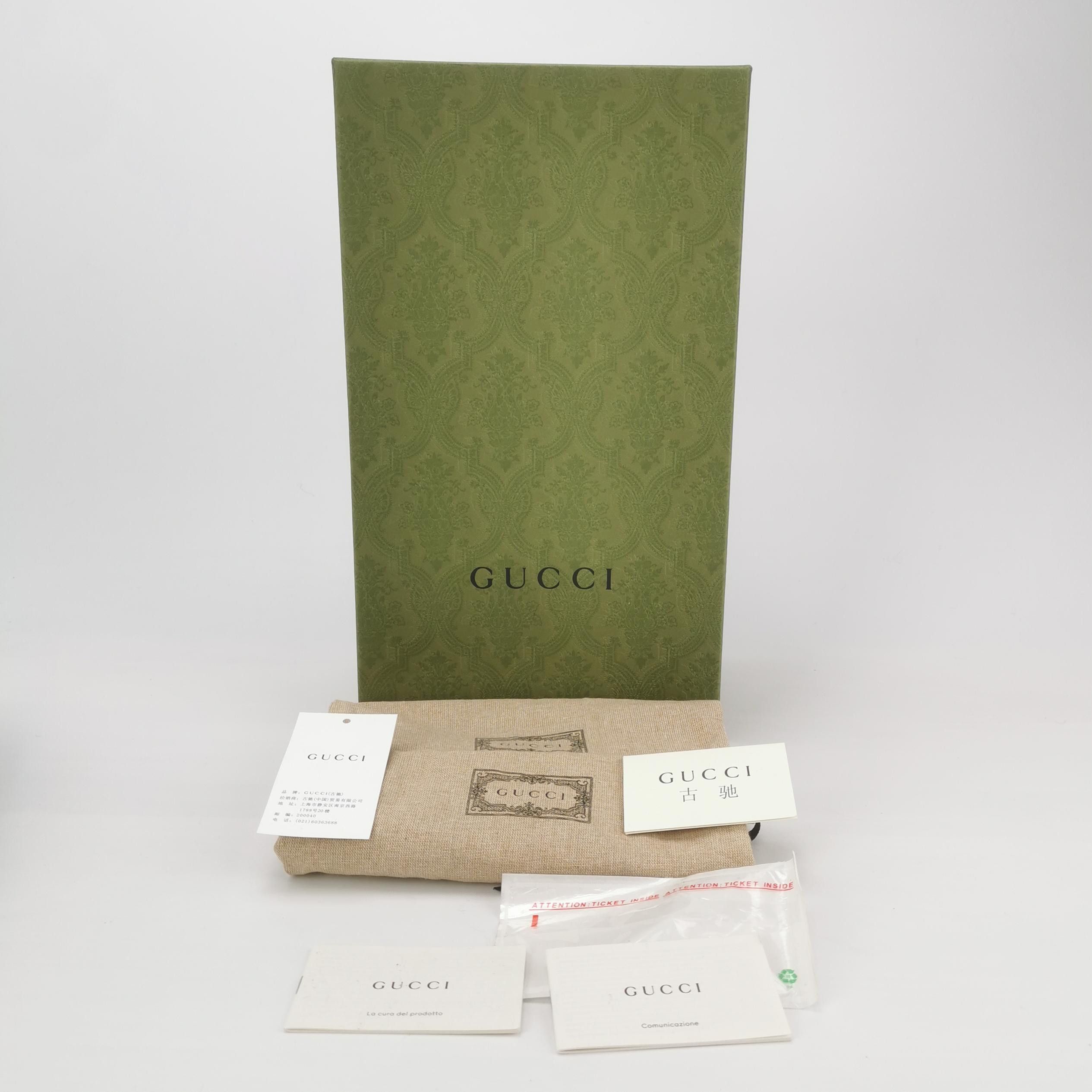 Gucci Gucci Interlocking G Leather Loafers US 7 Size US 7 / EU 40 - 7 Thumbnail
