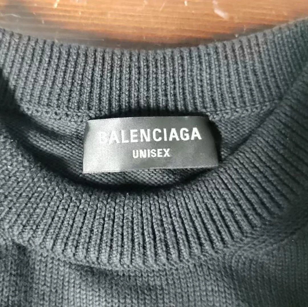 Balenciaga Balenciaga Embroidered Printed Black Sweater l Men Size US L / EU 52-54 / 3 - 5 Thumbnail