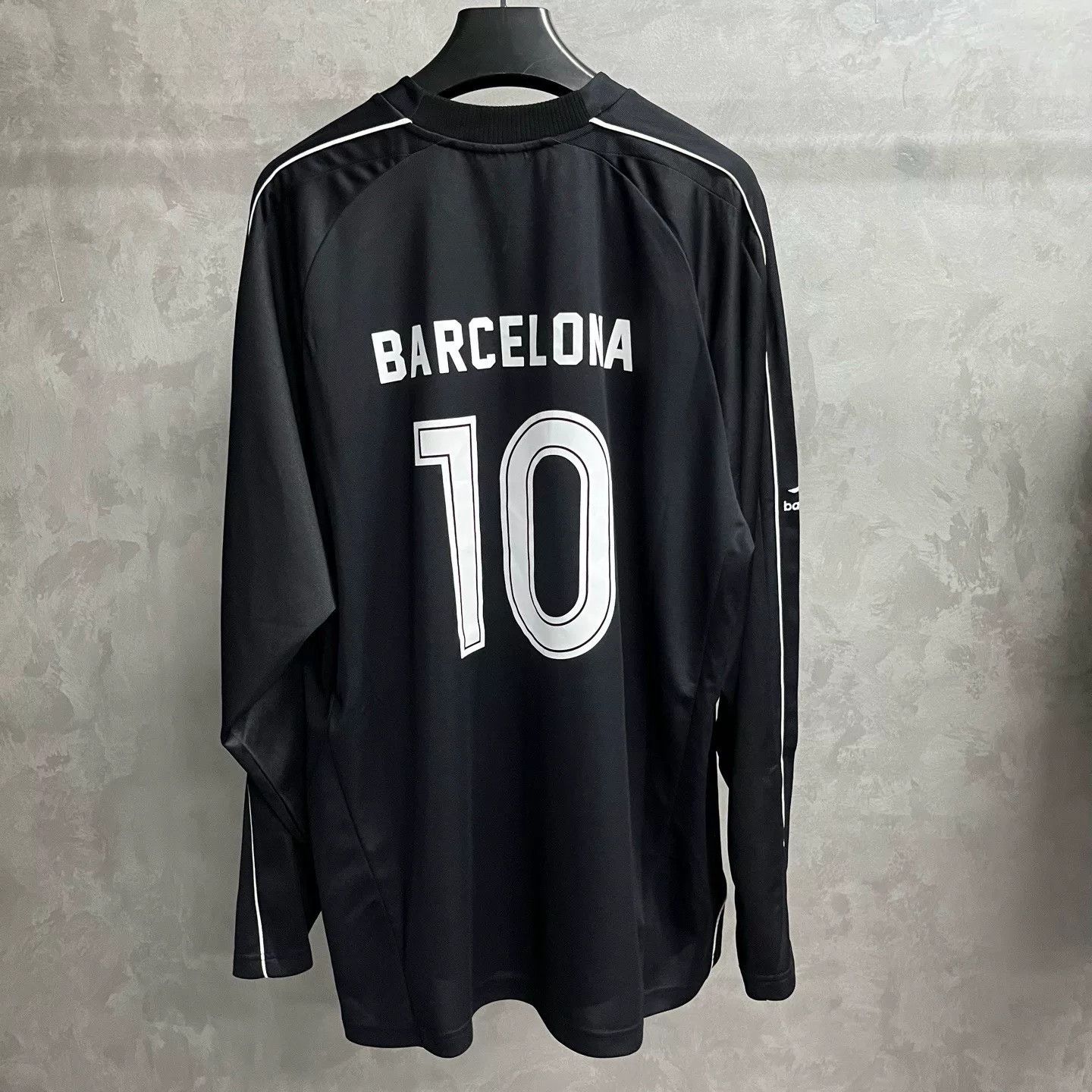 Balenciaga Balenciaga Printed Black T-Shirt xs Men Size US XS / EU 42 / 0 - 2 Thumbnail