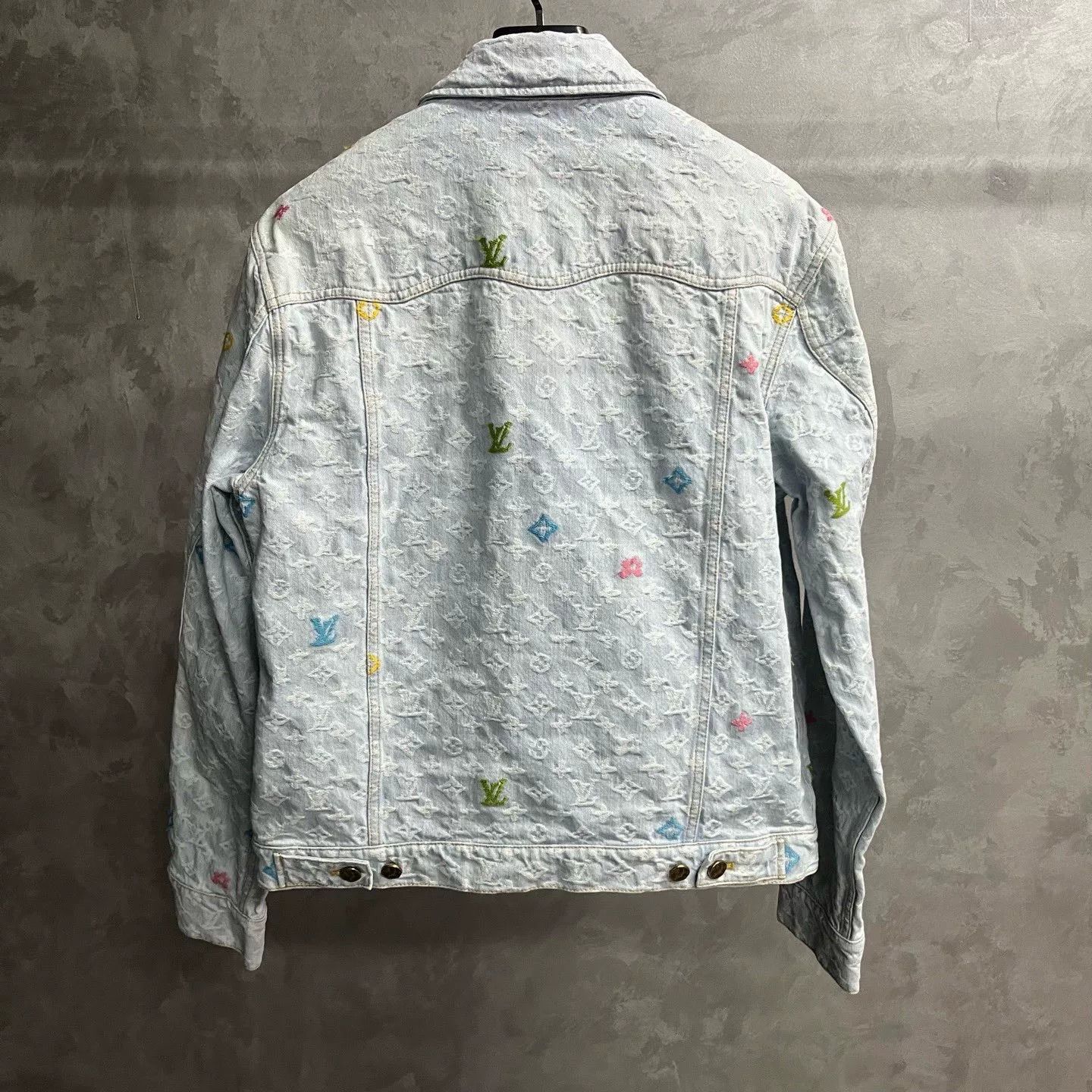 Louis Vuitton Louis Vuitton Retro Embroidered Blue Light Jacket M Men Size US M / EU 48-50 / 2 - 2 Thumbnail