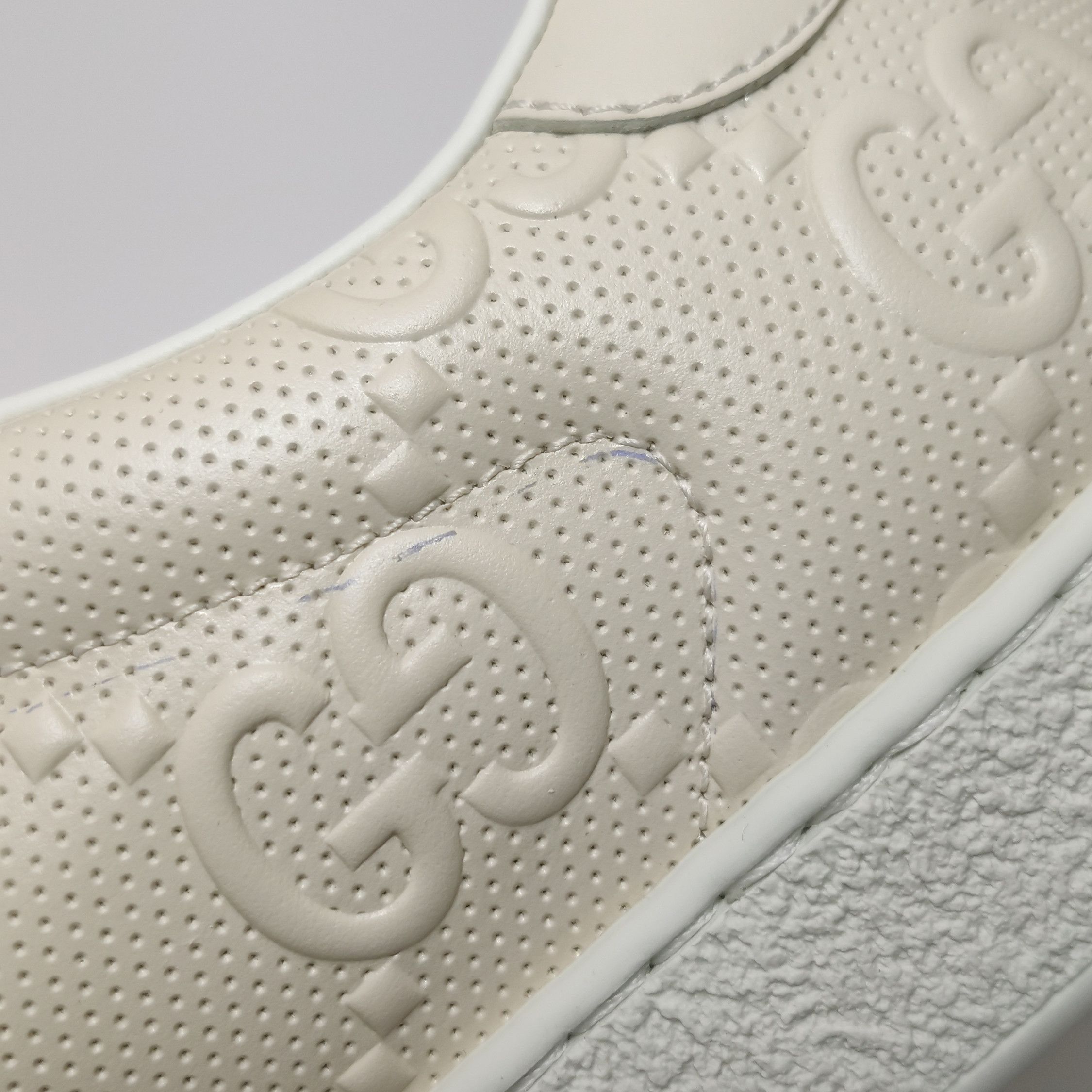 Gucci Gucci Perforated GG Ace Sneakers 15 Size US 15 / EU 48 - 8 Thumbnail