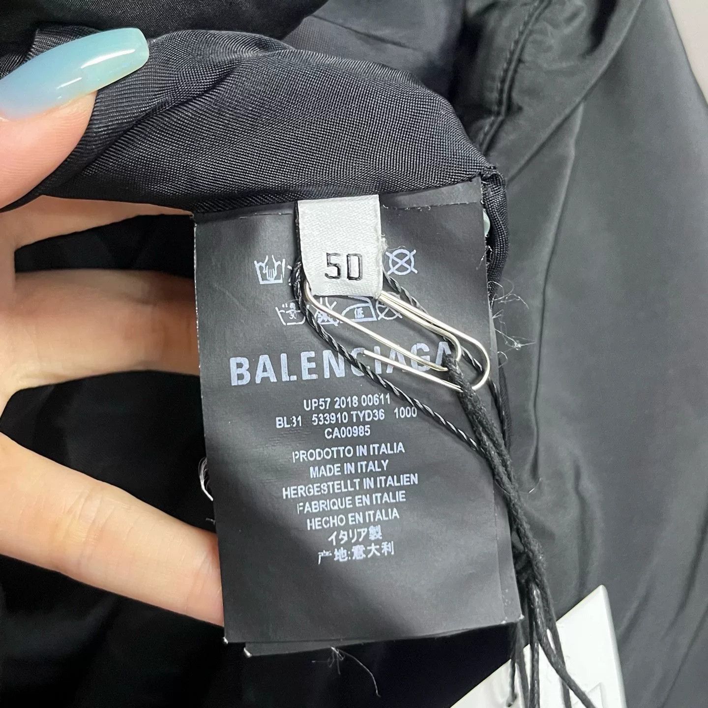 Balenciaga Balenciaga Printed Graphic Black Light Jacket xs Men Size US XS / EU 42 / 0 - 3 Thumbnail