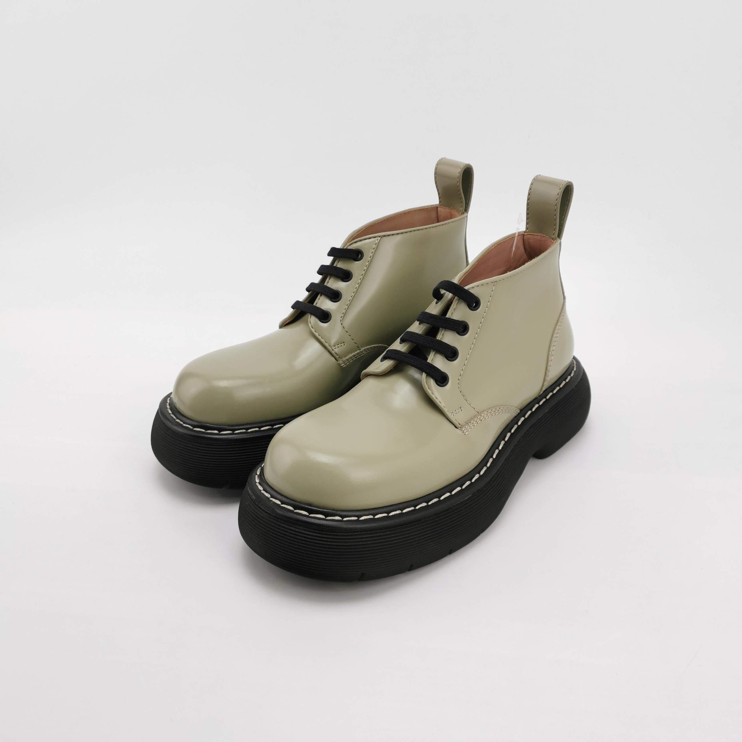 Bottega Veneta Bottega Veneta Swell Calfskin Ankle Boots EU 39 Size US 6 / EU 39 - 3 Thumbnail