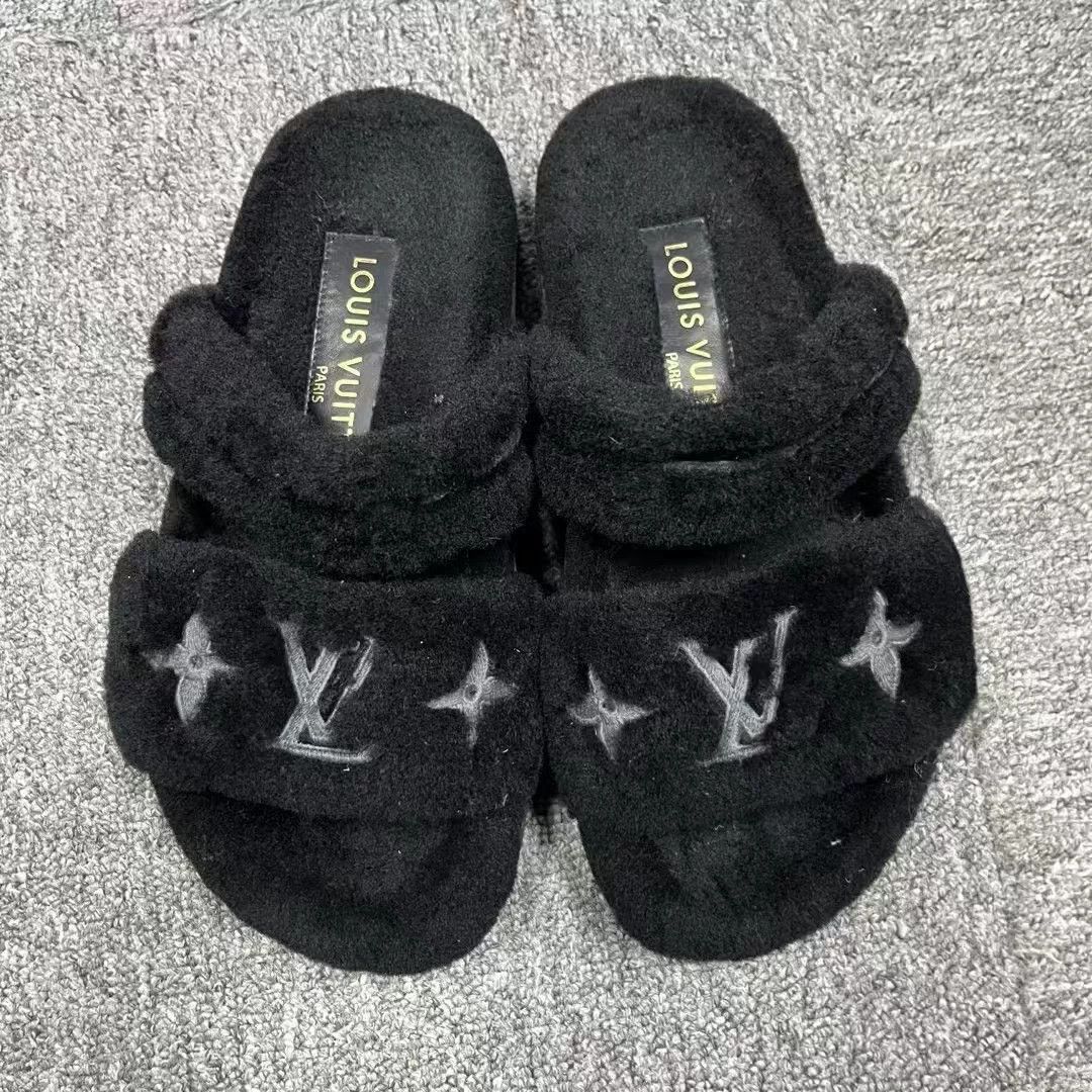 Louis Vuitton Louis Vuitton Wool Black Sandals us_5 Women Size US 5 / IT 35 - 2 Thumbnail