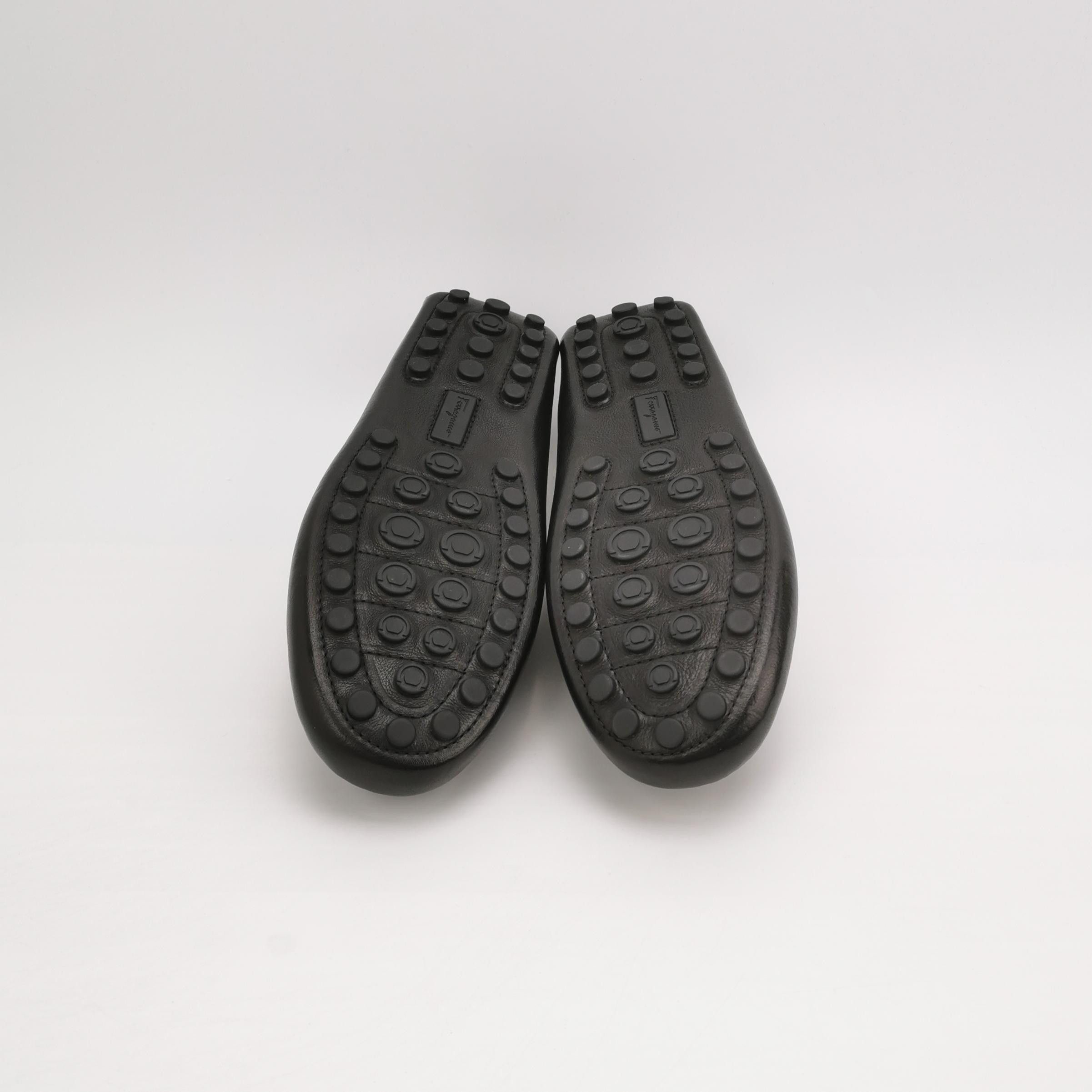 Salvatore Ferragamo Salvatore Ferragamo Gancini Leather Loafers 44 Size US 11 / EU 44 - 6 Thumbnail