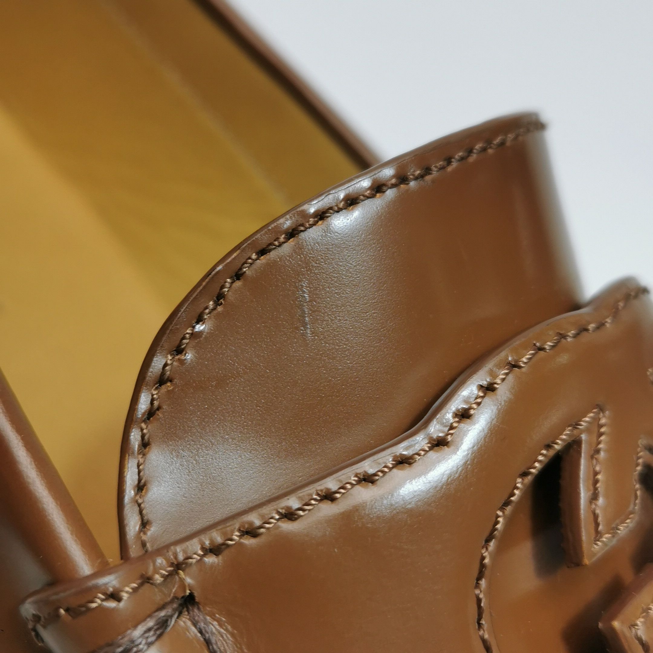 Gucci Gucci Interlocking G Leather Loafers Size 39.5 Size US 6 / EU 39 - 8 Thumbnail