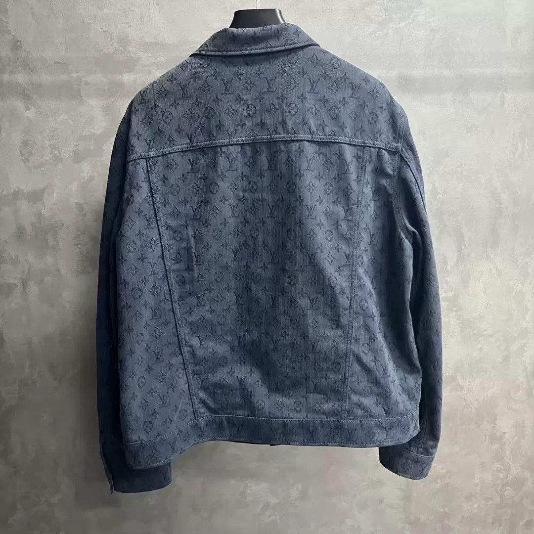 Louis Vuitton Louis Vuitton Retro Blue Light Jacket xs Men Size US XS / EU 42 / 0 - 2 Thumbnail