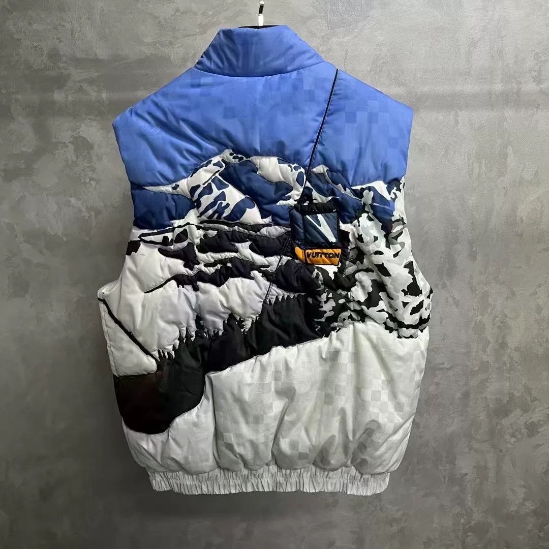 Louis Vuitton Louis Vuitton Printed Graphic Blue Heavy Coat xs Men Size US XS / EU 42 / 0 - 2 Thumbnail